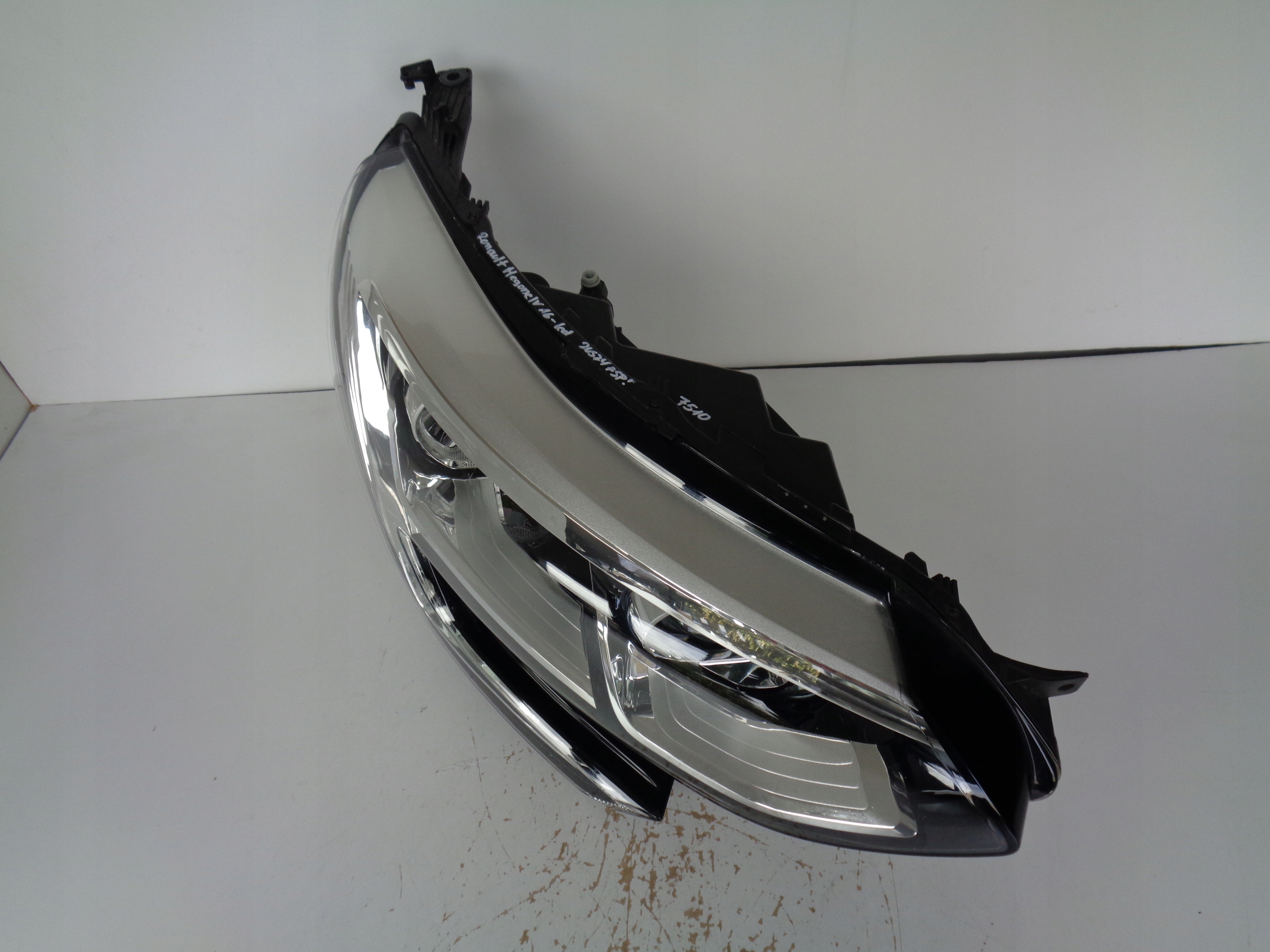 light right REFLEKTOR RENAULT MEGANE IV 16- LED