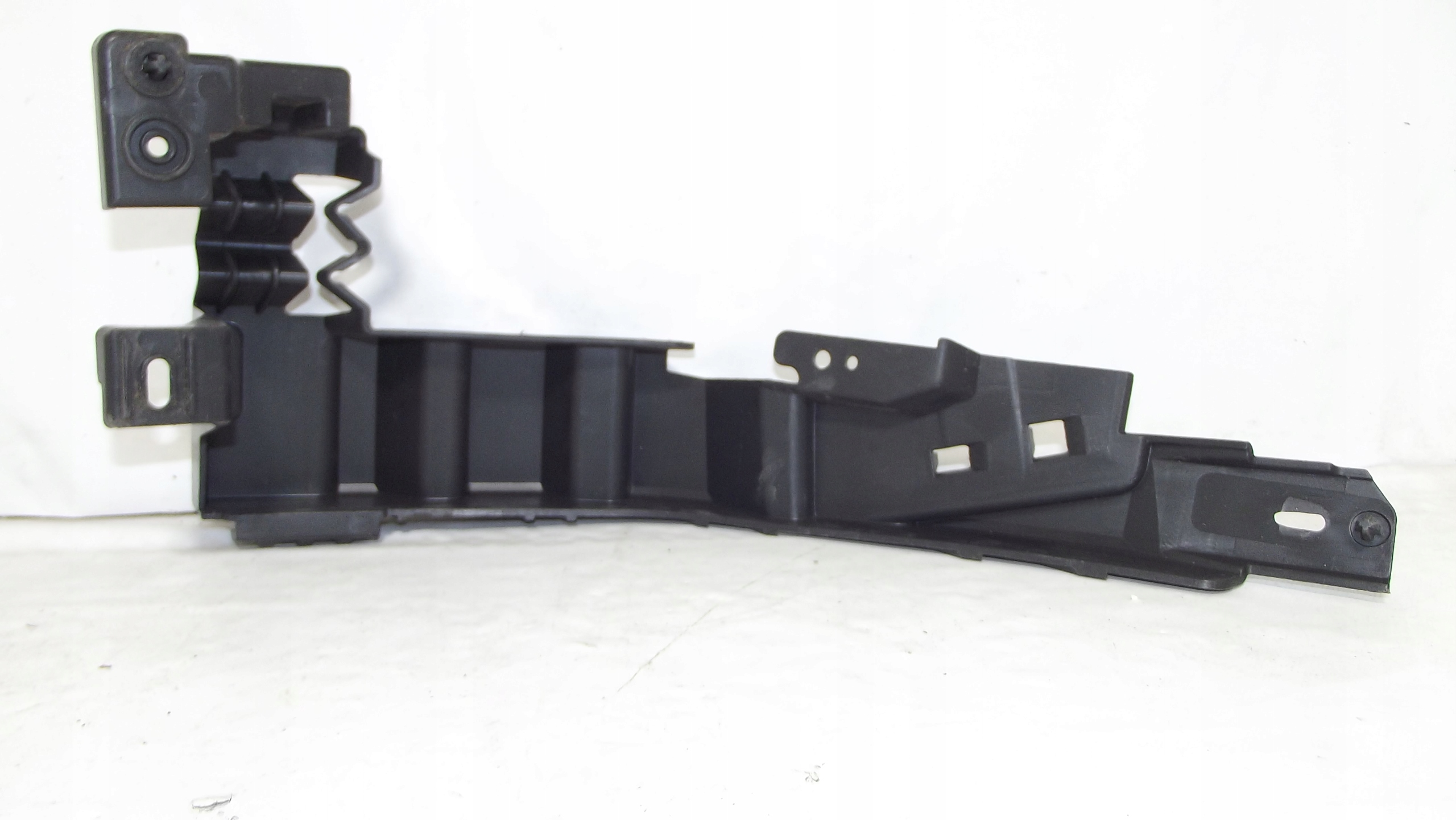 Jaguar E Pace lift holder bumper bracket right rear part M9C3-17A881-A