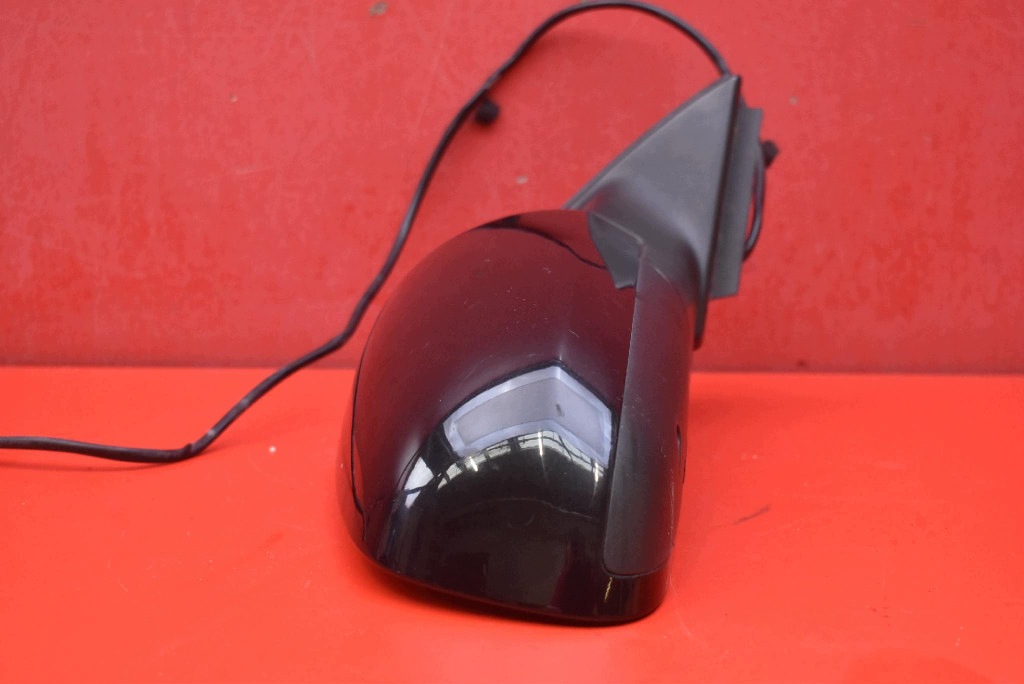 mirror right black, EU 010681 AUDI A4 B7 04-08 5 PIN
