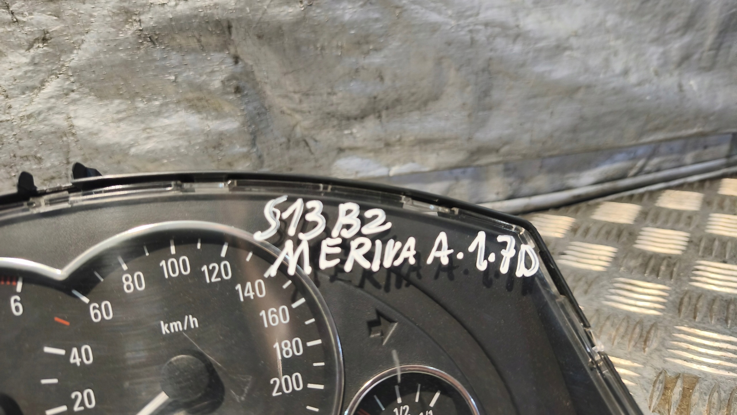 dials dials 88311302 OPEL MERIVA A 1.7D