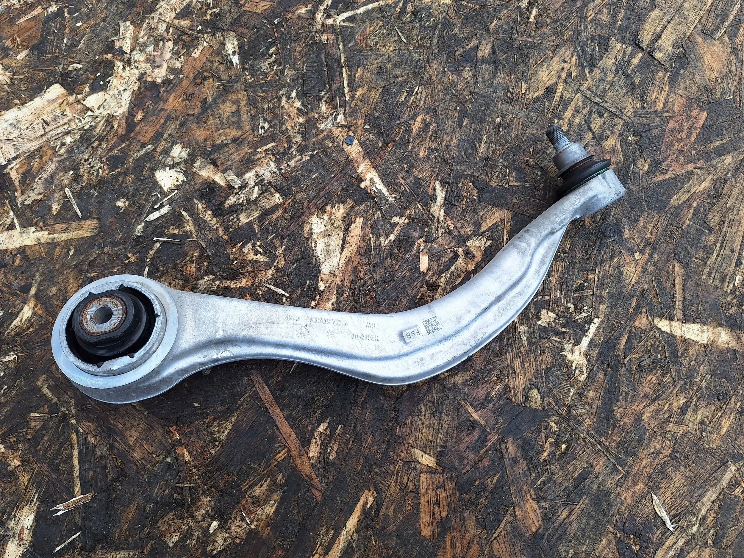 arm front right lower ALFA ROMEO STELVIO 16