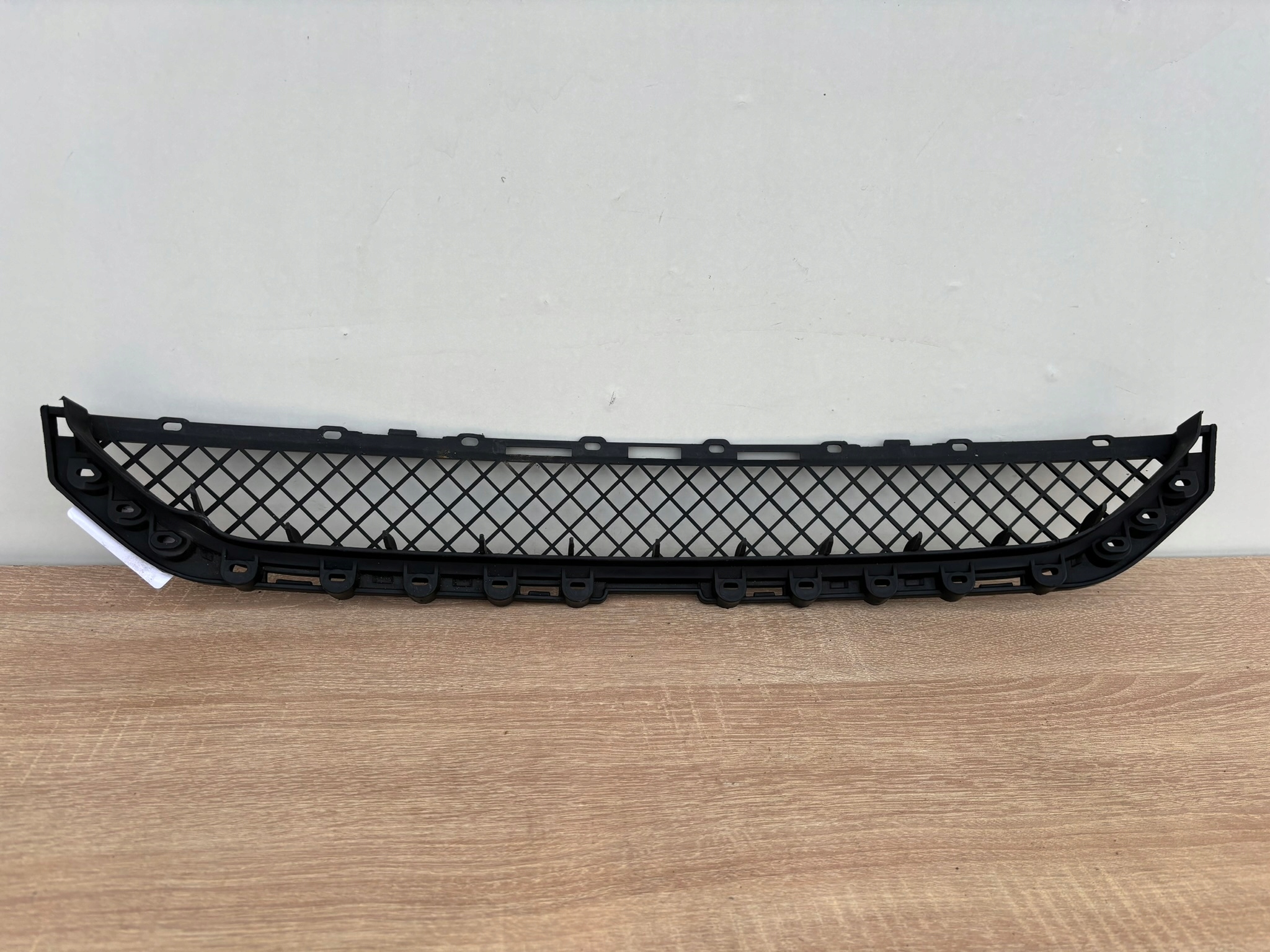 BMW 3 E46 COUPE CABRIO 98-01 ROK grid of a bumper front 51118204363 KA7/034