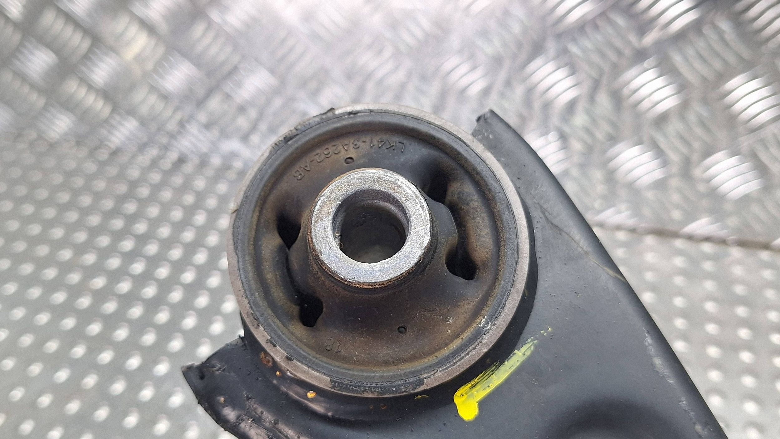 arm left front RK31-3A053-AA FORD TRANSIT MK8 LIFT