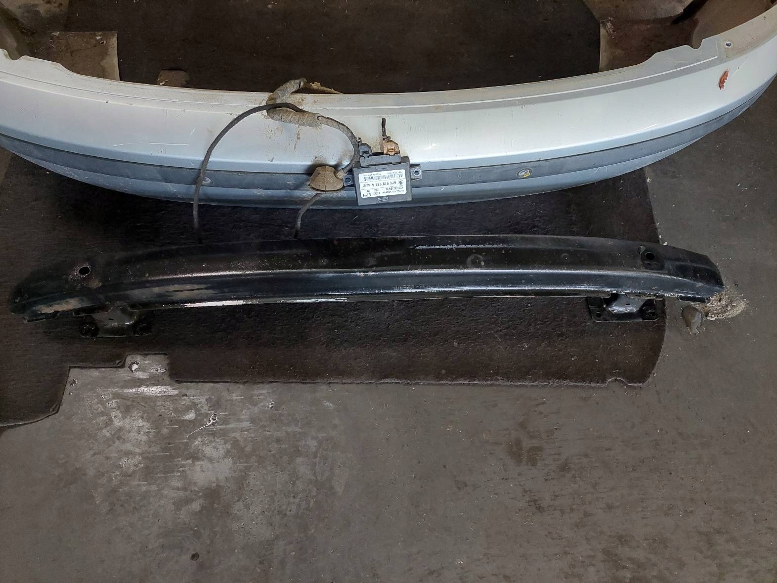 bumper rear part + lights + sider + module PDC SKODA FABIA and LIFT LA7W