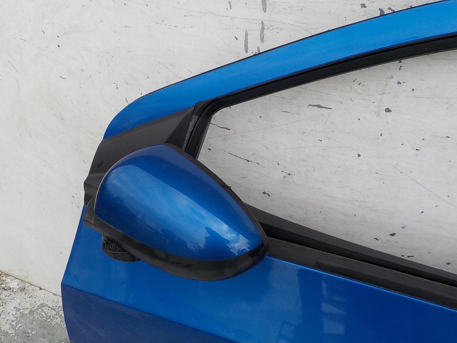 908 CHEVROLET AVEO II T300 5D door left front