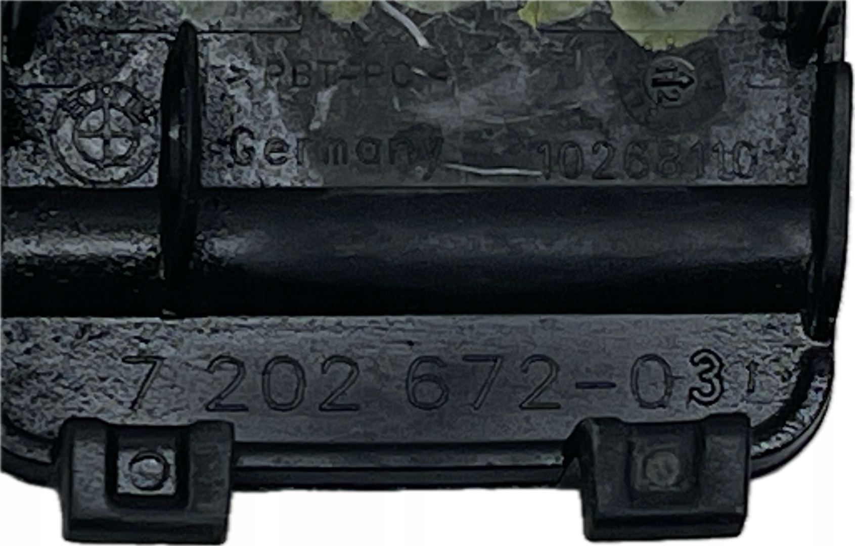 A698 BMW 3 E90 E91 LIFT 2008 - Abschleppöse der Stoßstange hinten heck 7202672