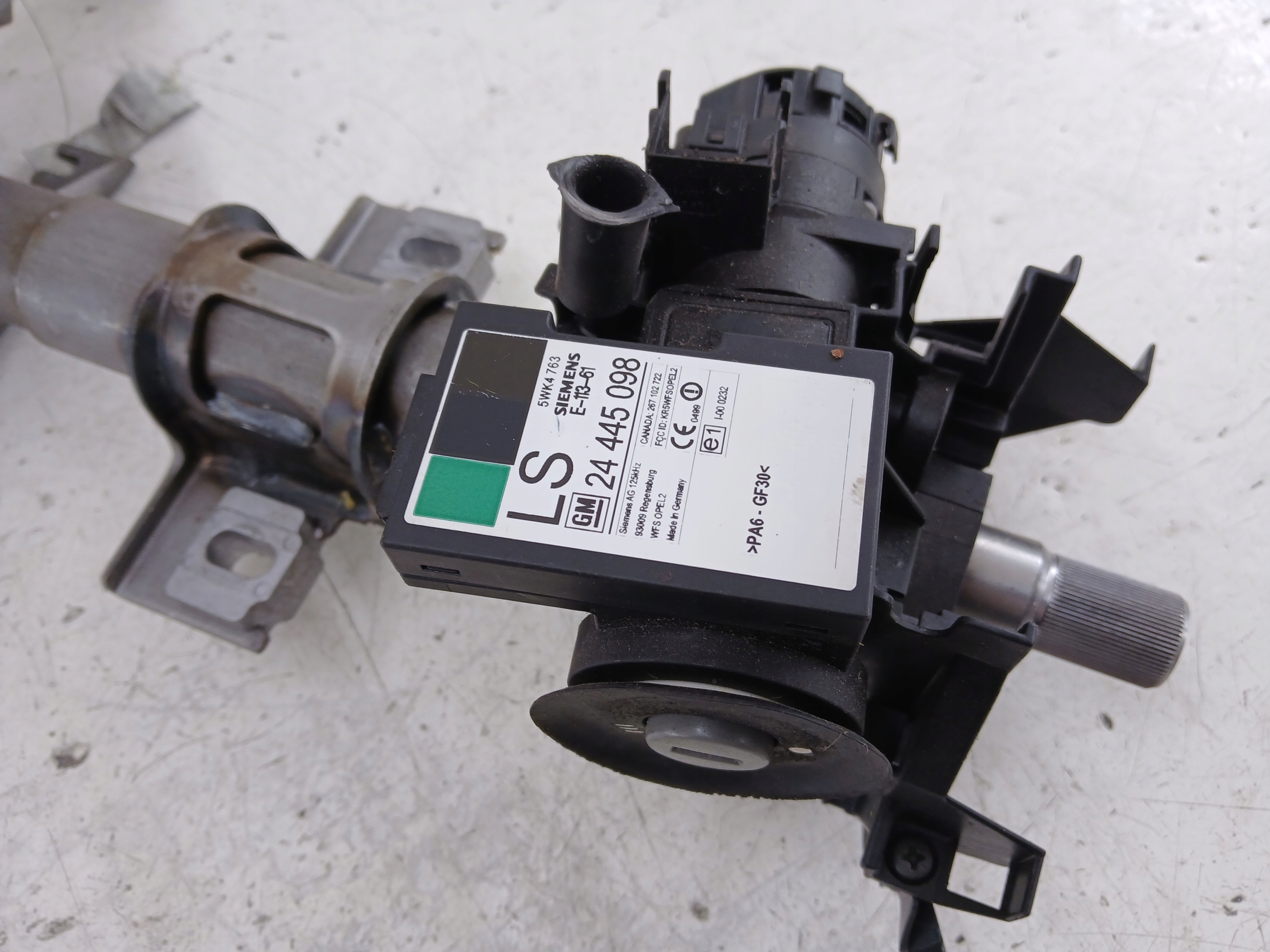 OPEL AGILA A steering wheel rod control 38720-83E40 48200-83E64
