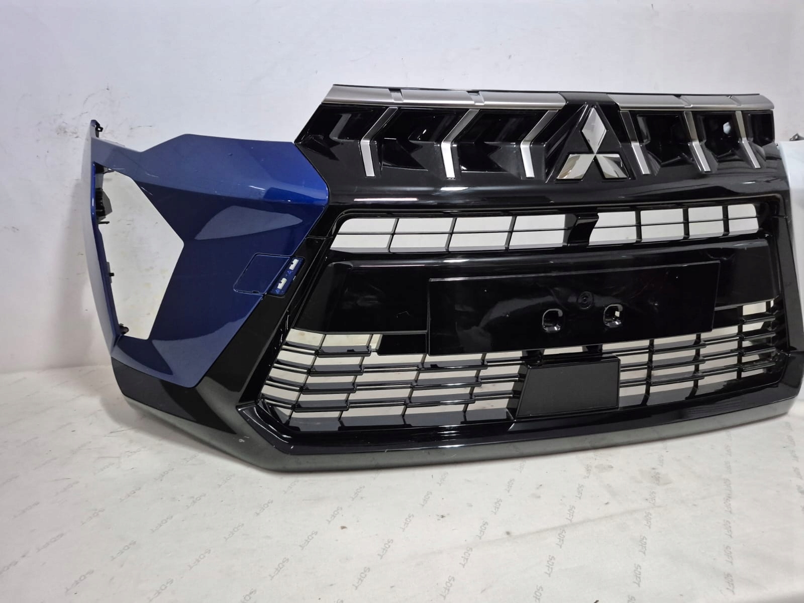 MITSUBISHI ASX II LIFT 24- bumper front front grill 622541496R
