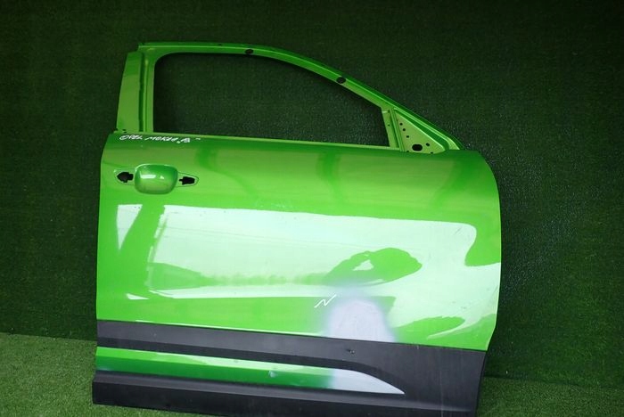 OPEL MOKKA B door right front front