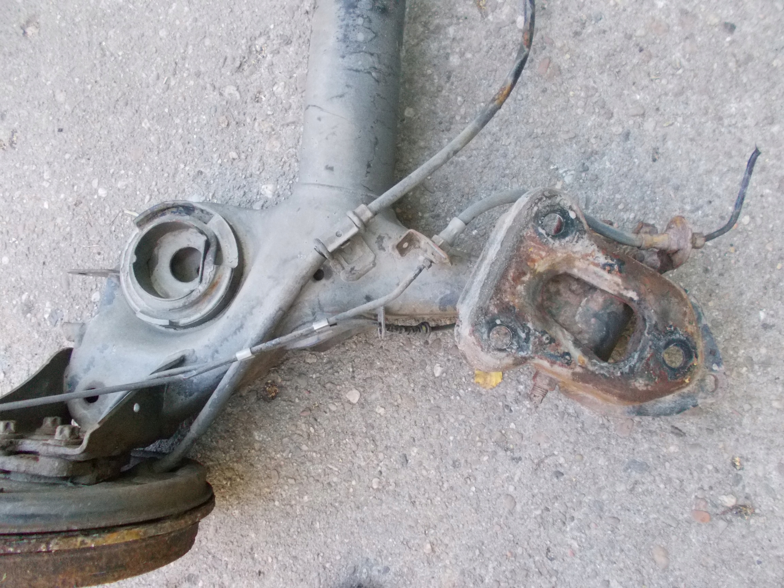 OPEL CORSA D 1.4 11R Achsträger heck