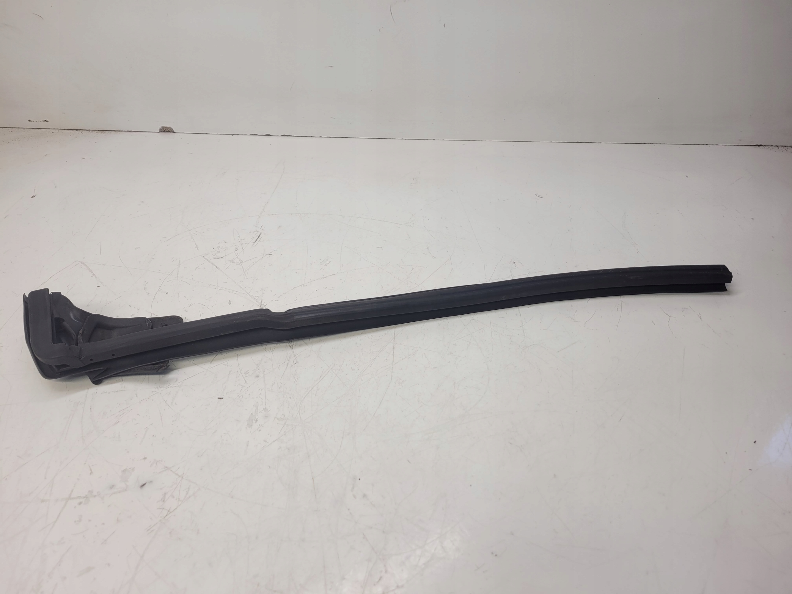 gasket windows left rear part AUDI A3 CABRIO 8P7839479B