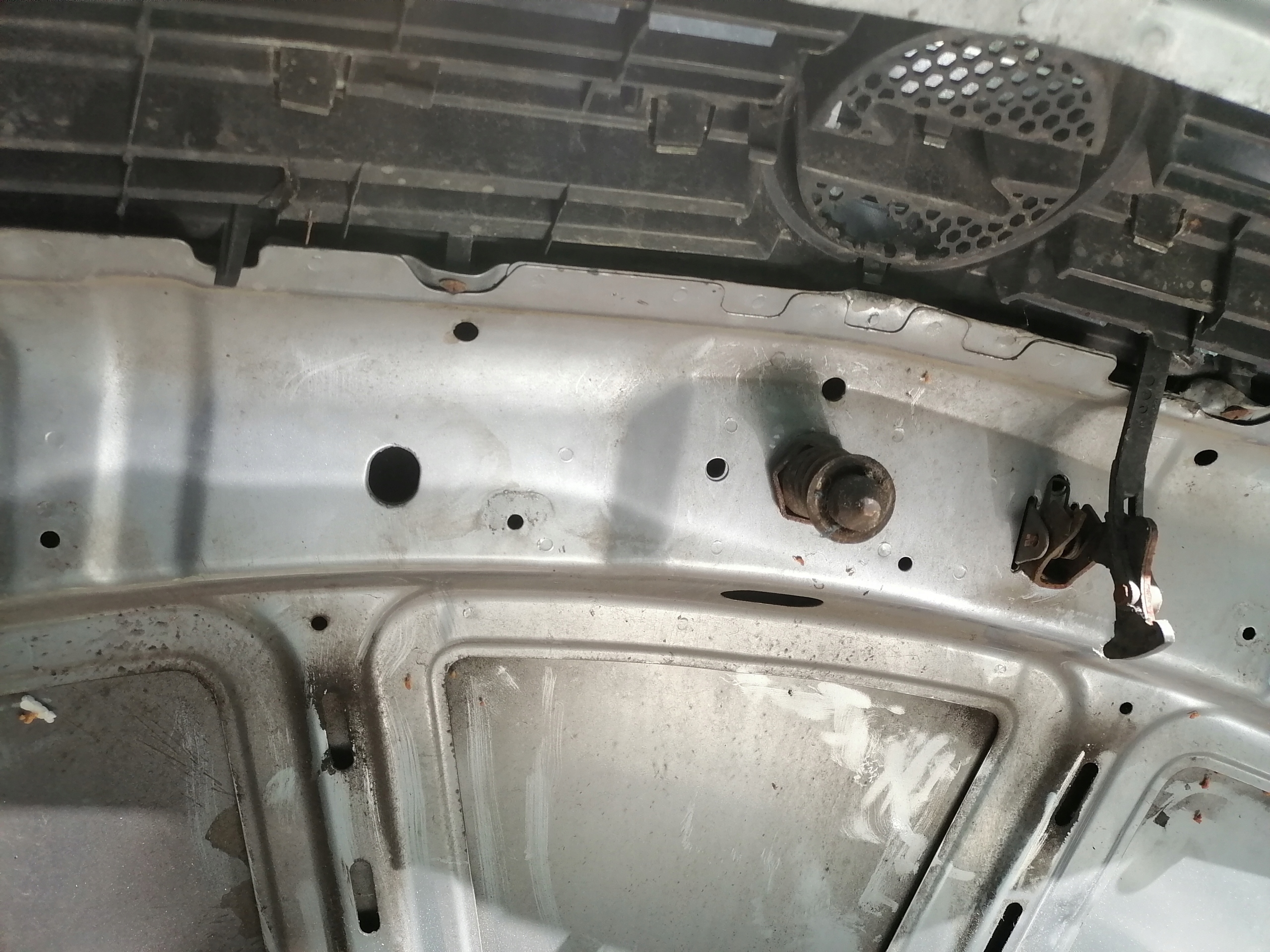 COFANO OPEL MERIVA A DO MALOWANIA