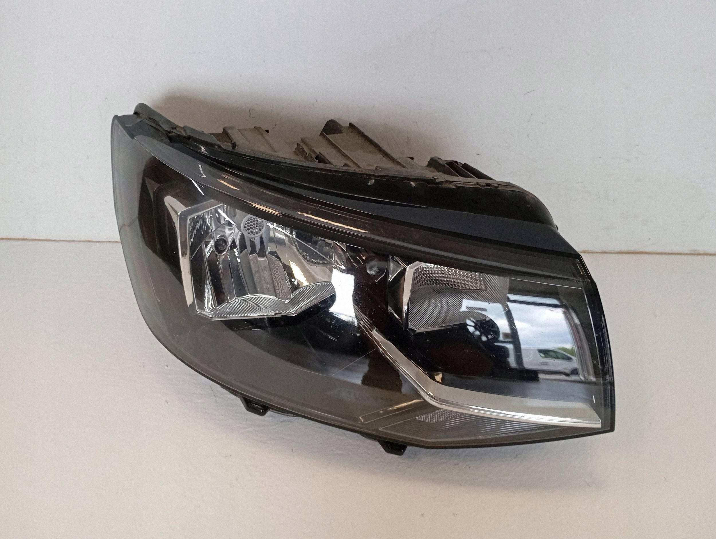 REFLEKTOR front light right VOLKSWAGEN TRANSPORTER T6 7E1941016AB