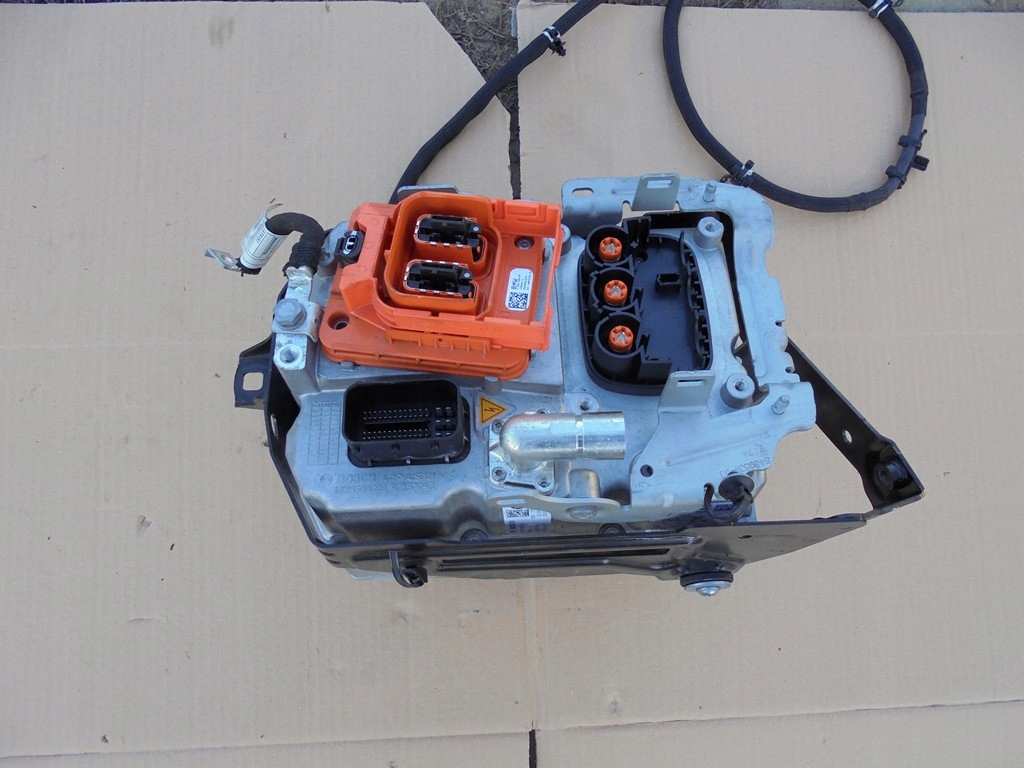 Інвертор інвертор LEB450D BMW G30 530e G11 740E