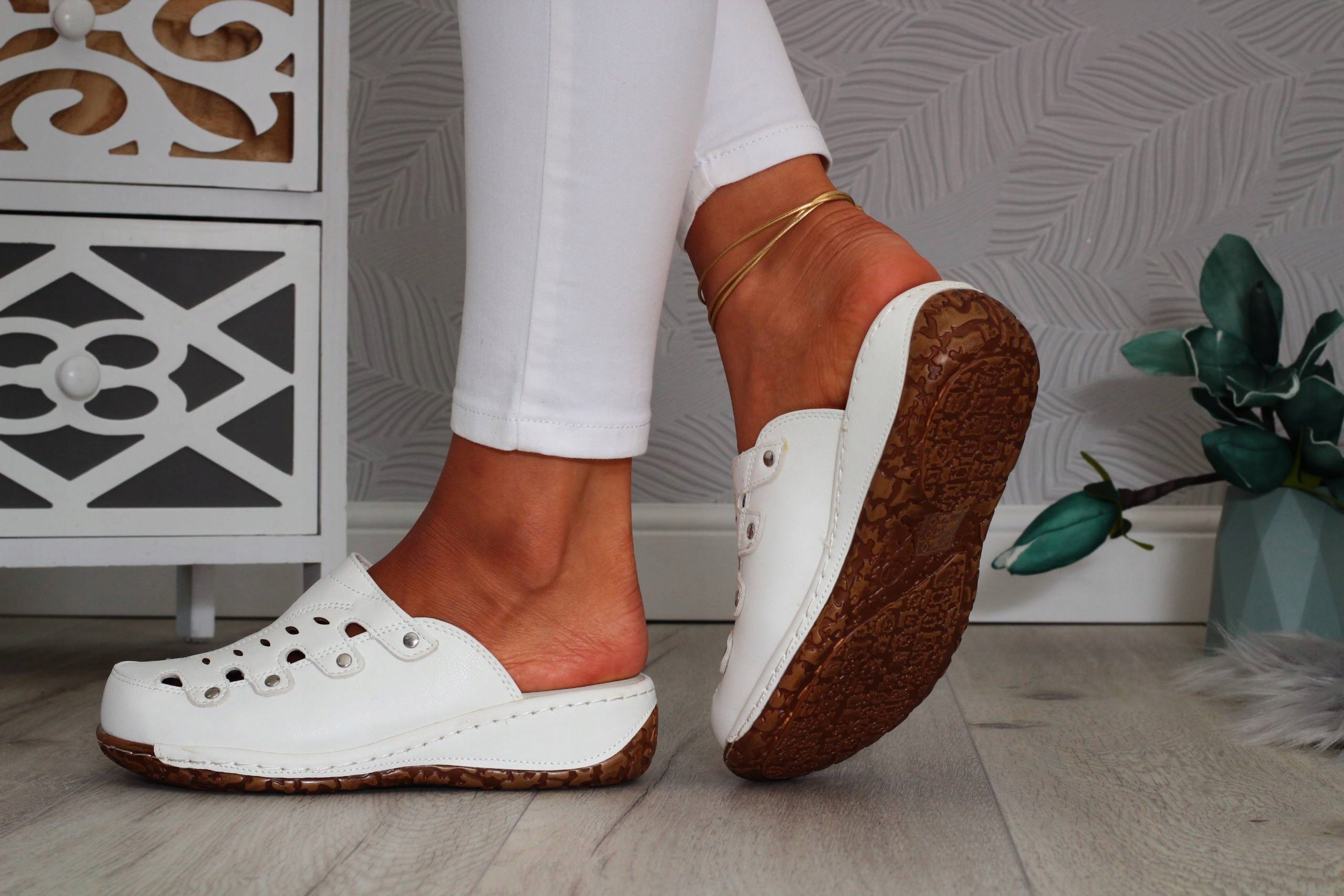 ORTOPEDYCZNE KLAPKI DAMSKIE LEKKIE SZYTE SKÓRA Oryginalne opakowanie producenta pudełko