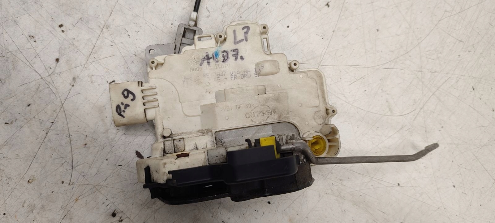lock door front front left Audi A4 B7 1,8T