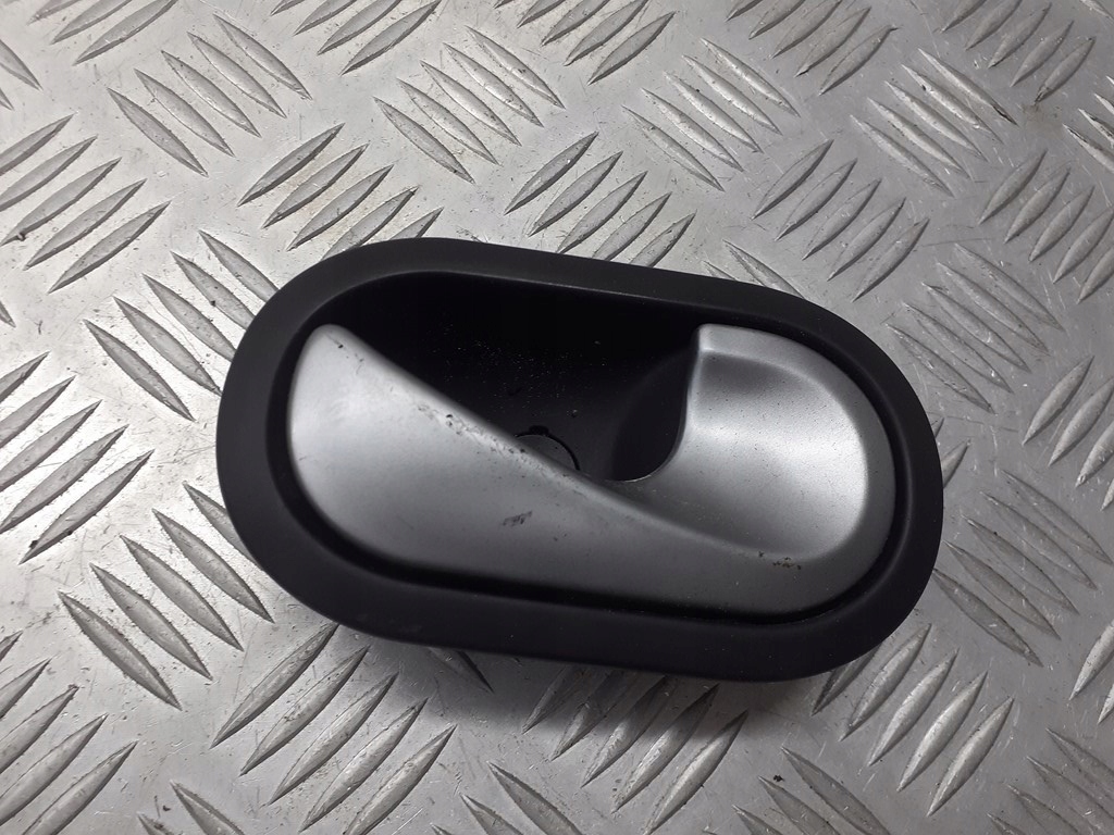 KLAMKA PRAWA PRZEDNIA WEWNĘTRZNA RENAULT SCENIC II 1.9 DCI 8200028486