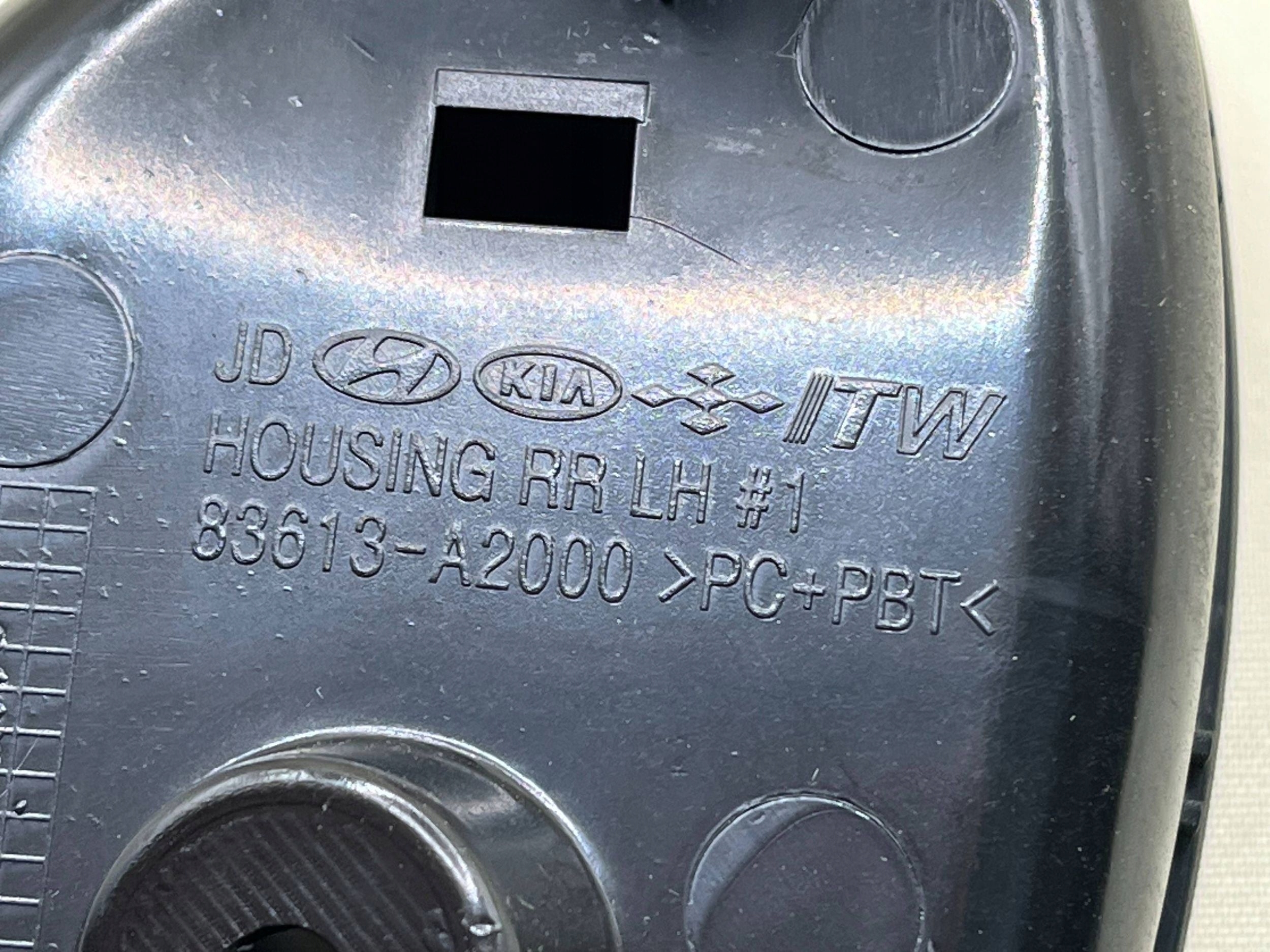 ручка двери внутренняя зад kia CEED II 83613-A2000 J