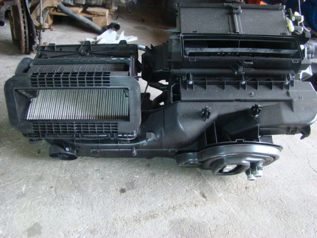 радиатор отопителя vw GOLF VII 5Q1820002AF