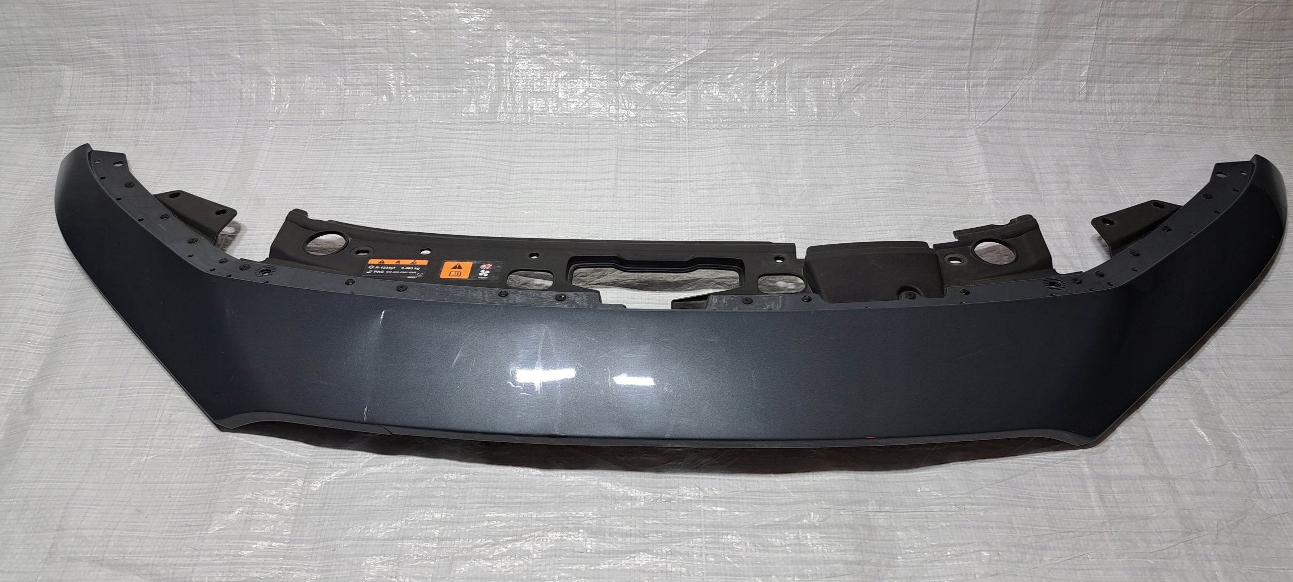 MAZDA 3 OSŁONA GÓRNA PASA PRZEDNIEGO BCKA50722