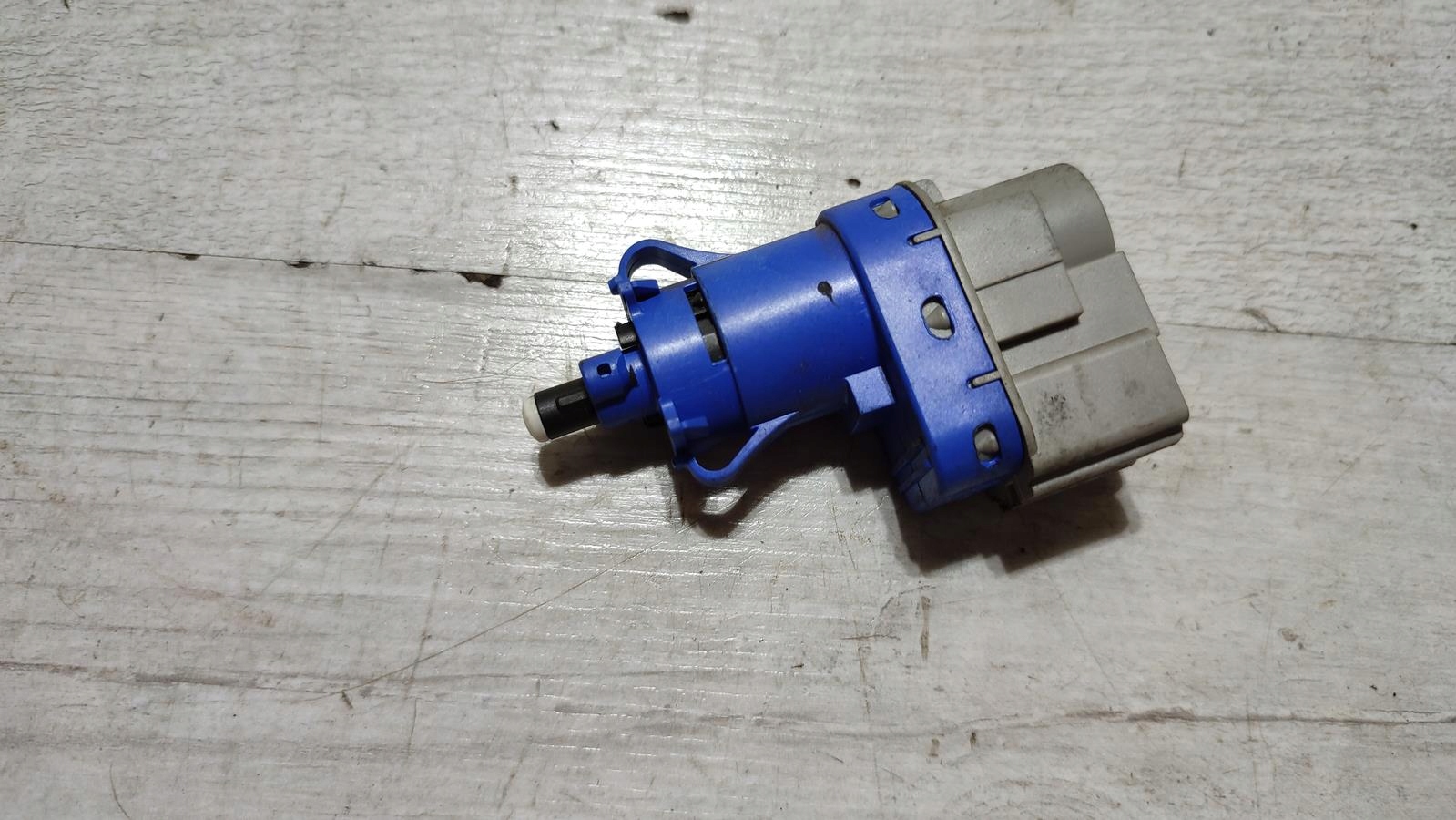 sensor brakes stop Ford Mondeo MK5