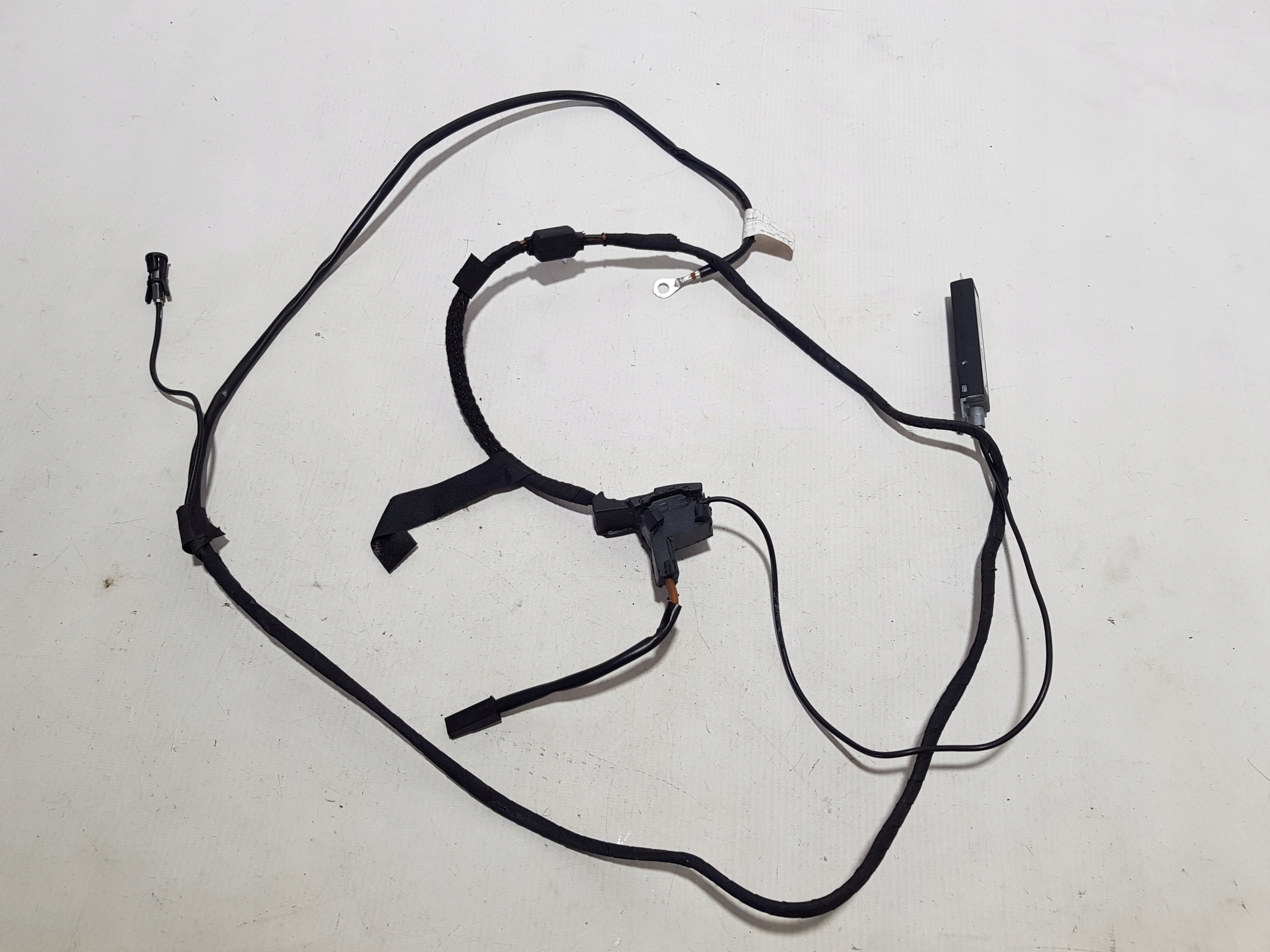 MERCEDES SL R230 W230 antenna module amplifier 2308201789