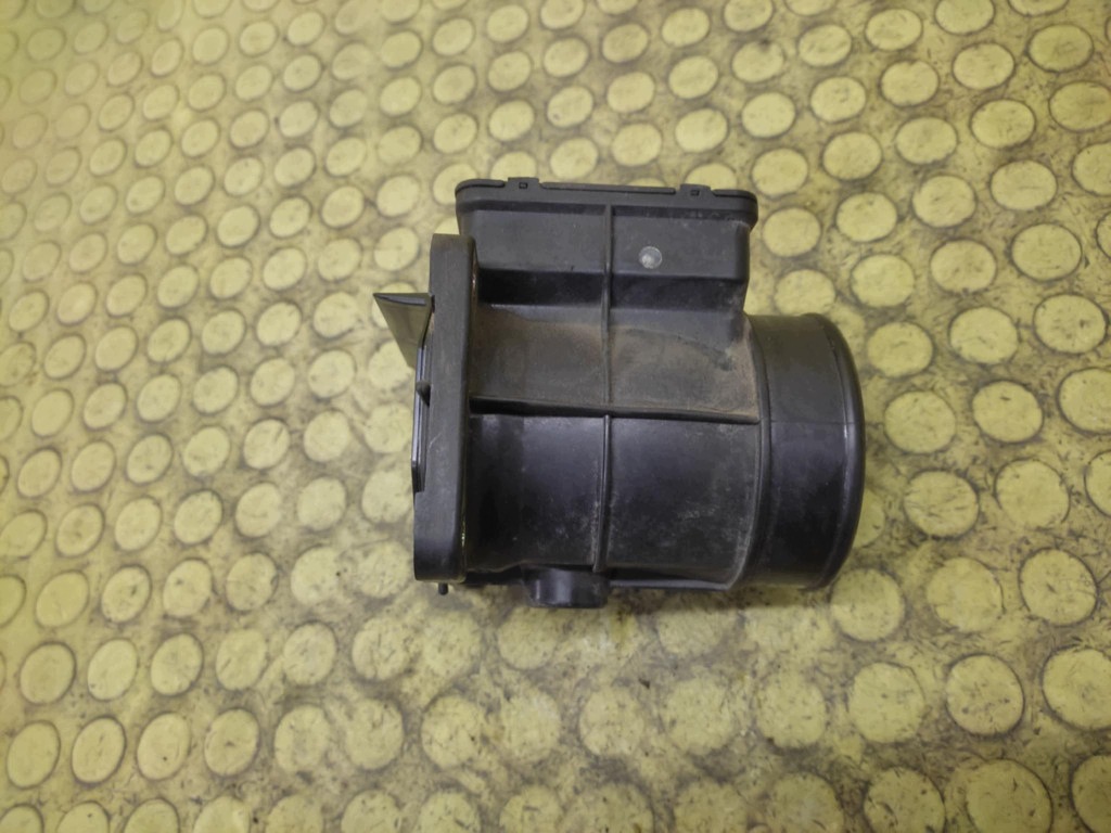 MITSUBISHI CARISMA 1.8 GDI luftmassenmesser E5T08271