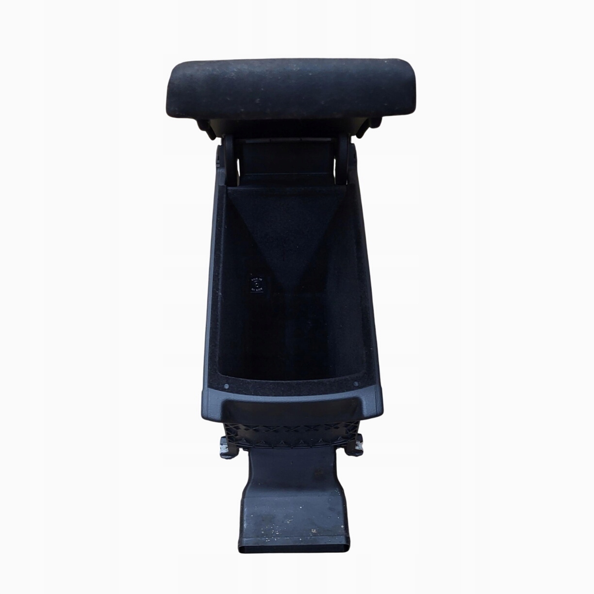 VW PASSAT B7 armrest