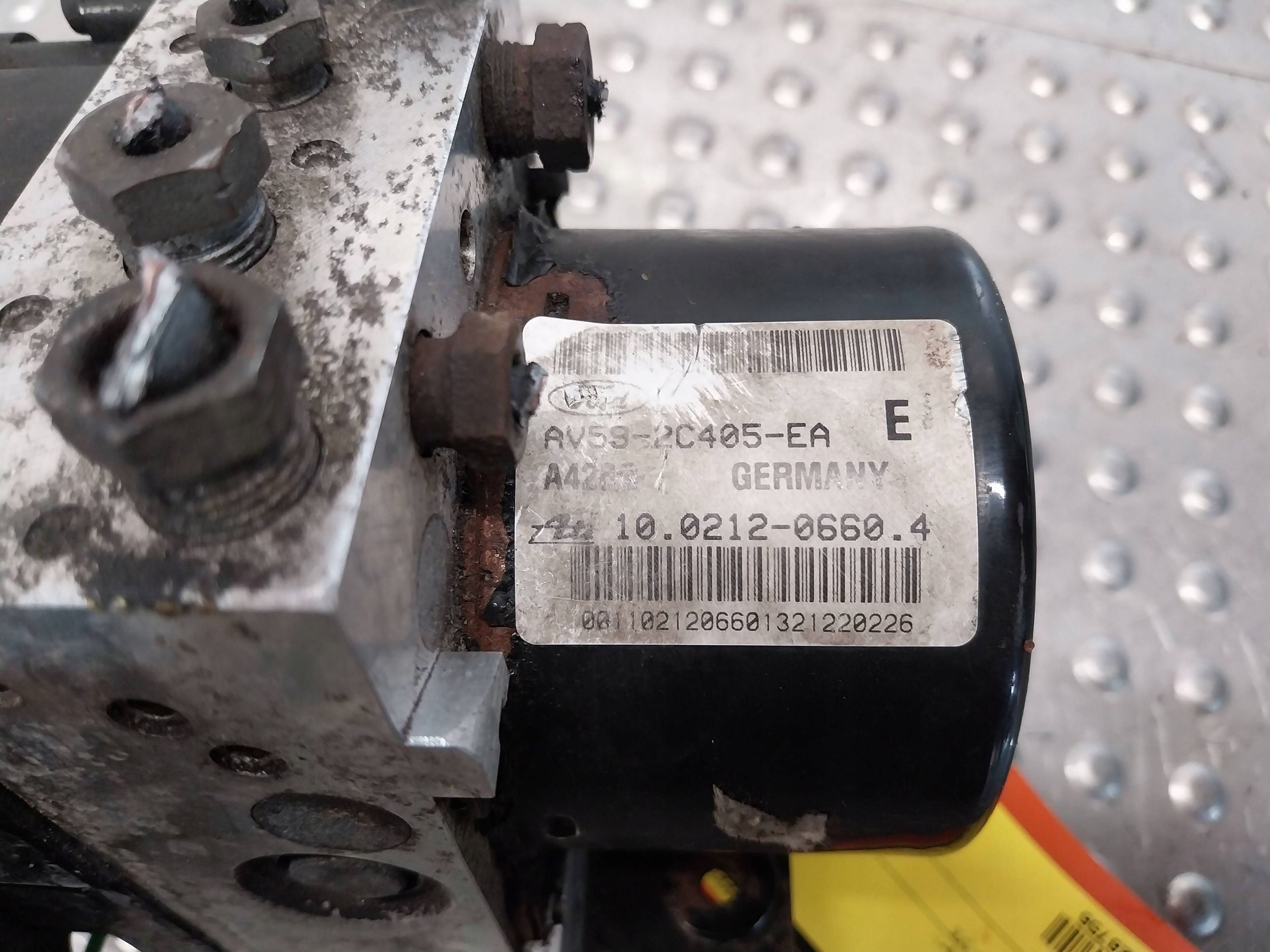 pump control unit ABS AV59-2C405-EA 10.0961-0147.3 FORD FIESTA MK6 MK7