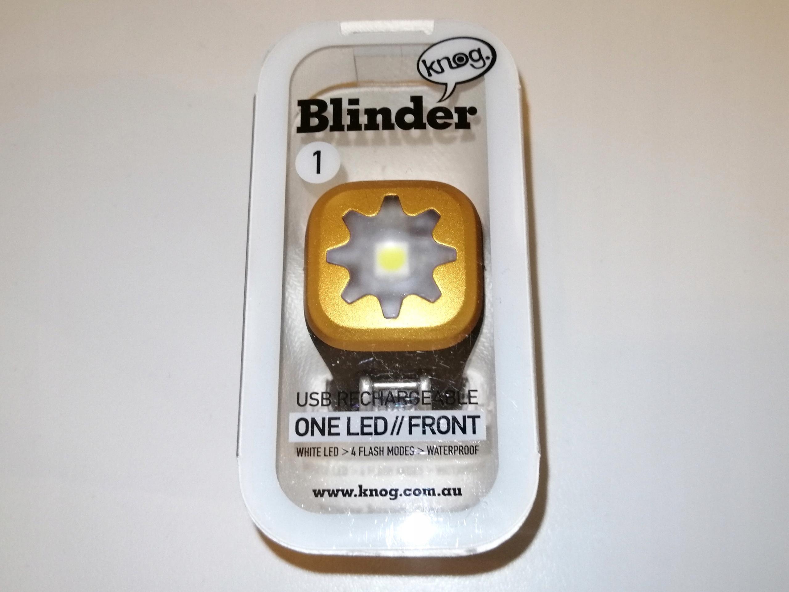 LAMPKA PRZÓD KNOG BLINDER 1 USB COG GOLD -60% Marka Knog