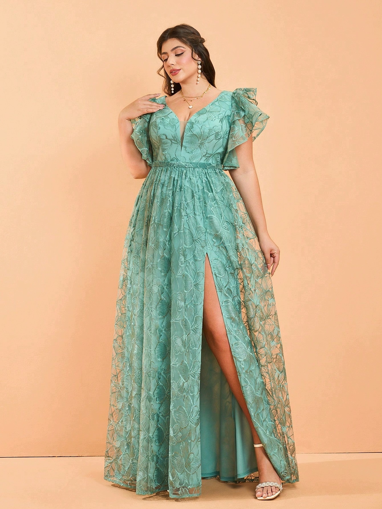 Shein Šaty S Výstřihem Do V A Volánky Plus Size 46 1 Ma
