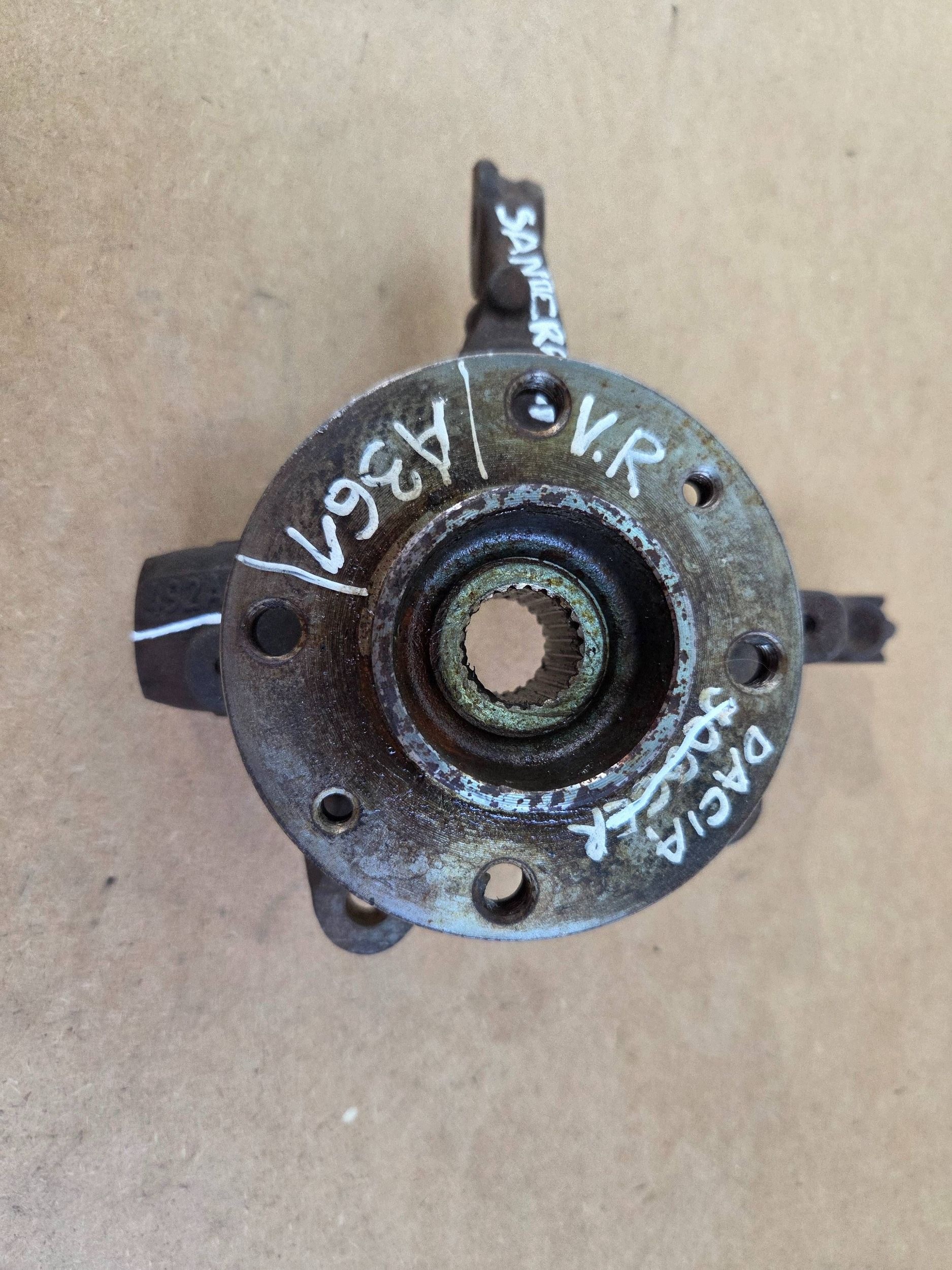 Dacia Sandero III 1,0TCE swing front right (A361)