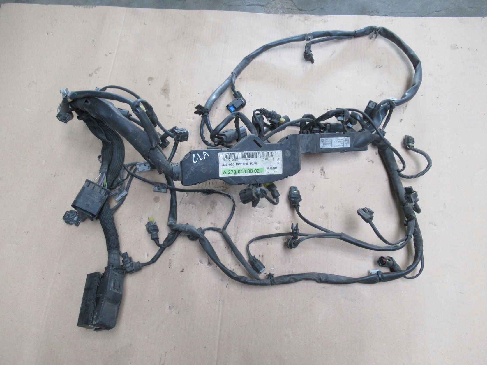A2700108802 - MERCEDES CLA 250 W117 жгут проводов двигателя EU