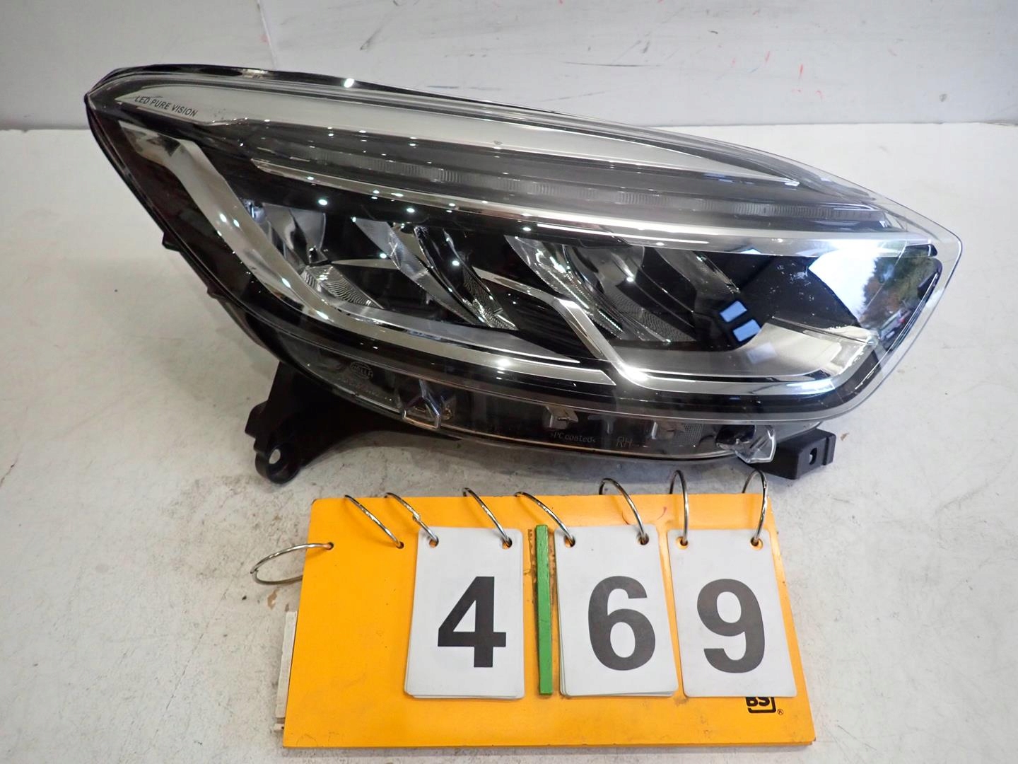 light front front right RENAULT CAPTUR 2013- FULL LED 260101671