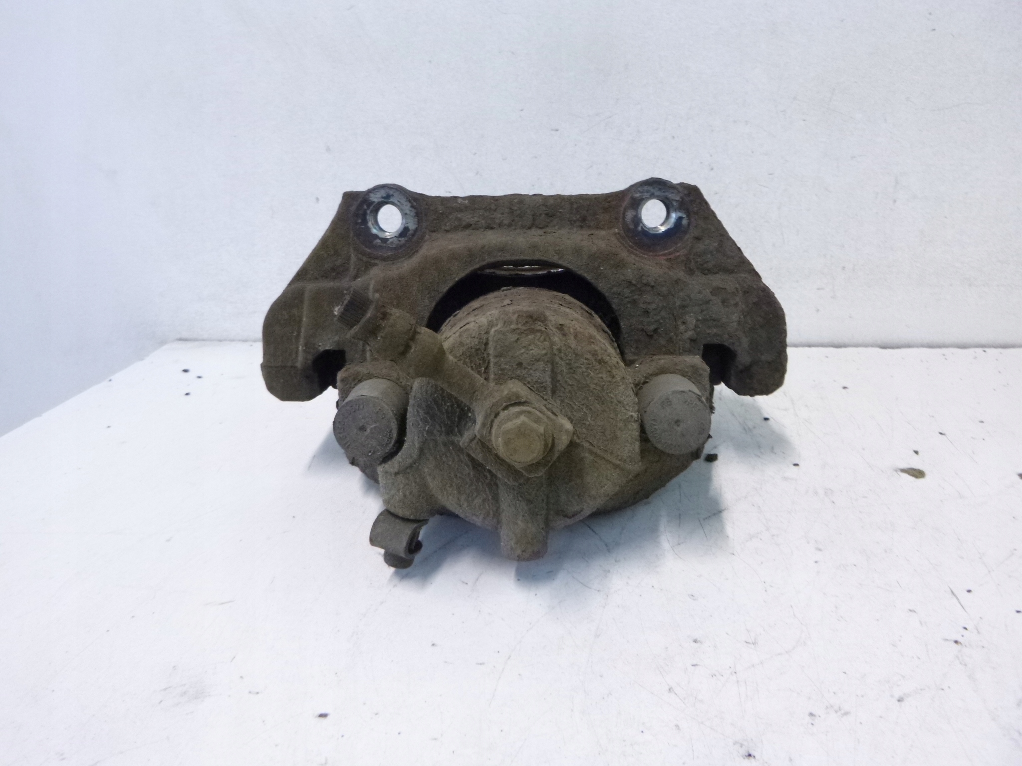 caliper brake front Opel Combo C 1.3CDTi 02r.