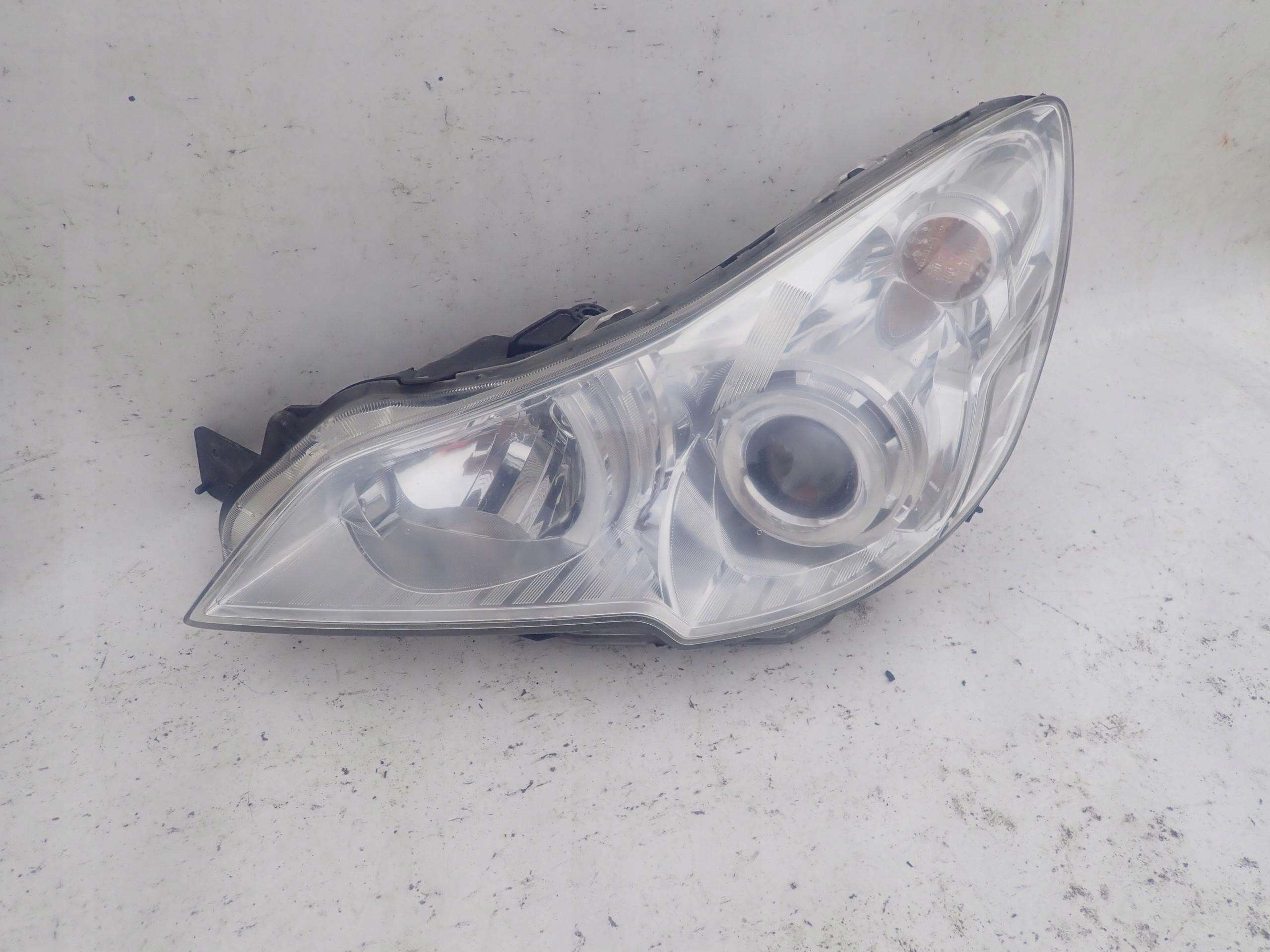SUBARU LEGACY V 09-14 light XENON left front