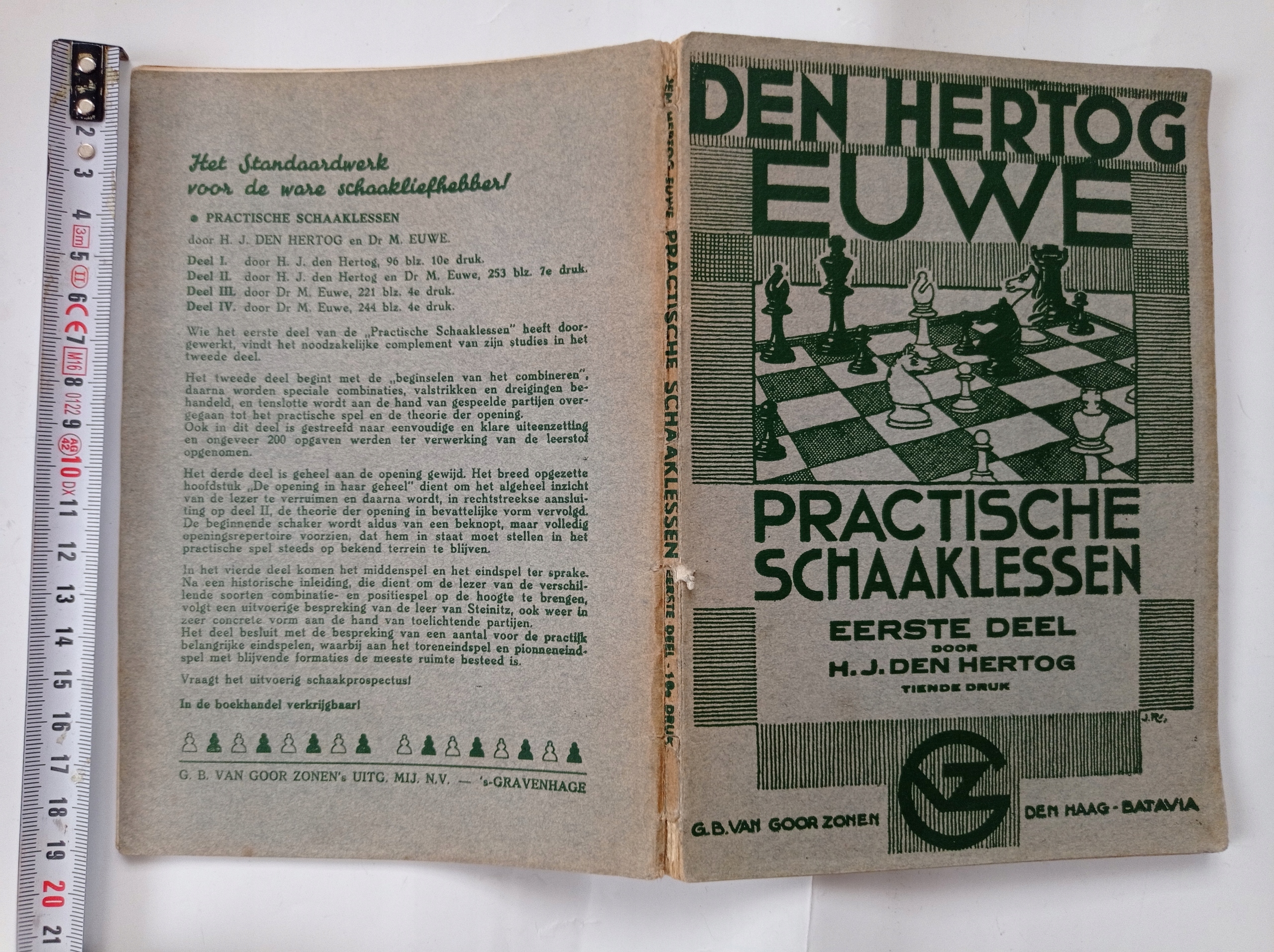 SZACHY - PRACTISCHE SCHAAKLESSEN - H. J. DEN HERTOG - 1949 ROK