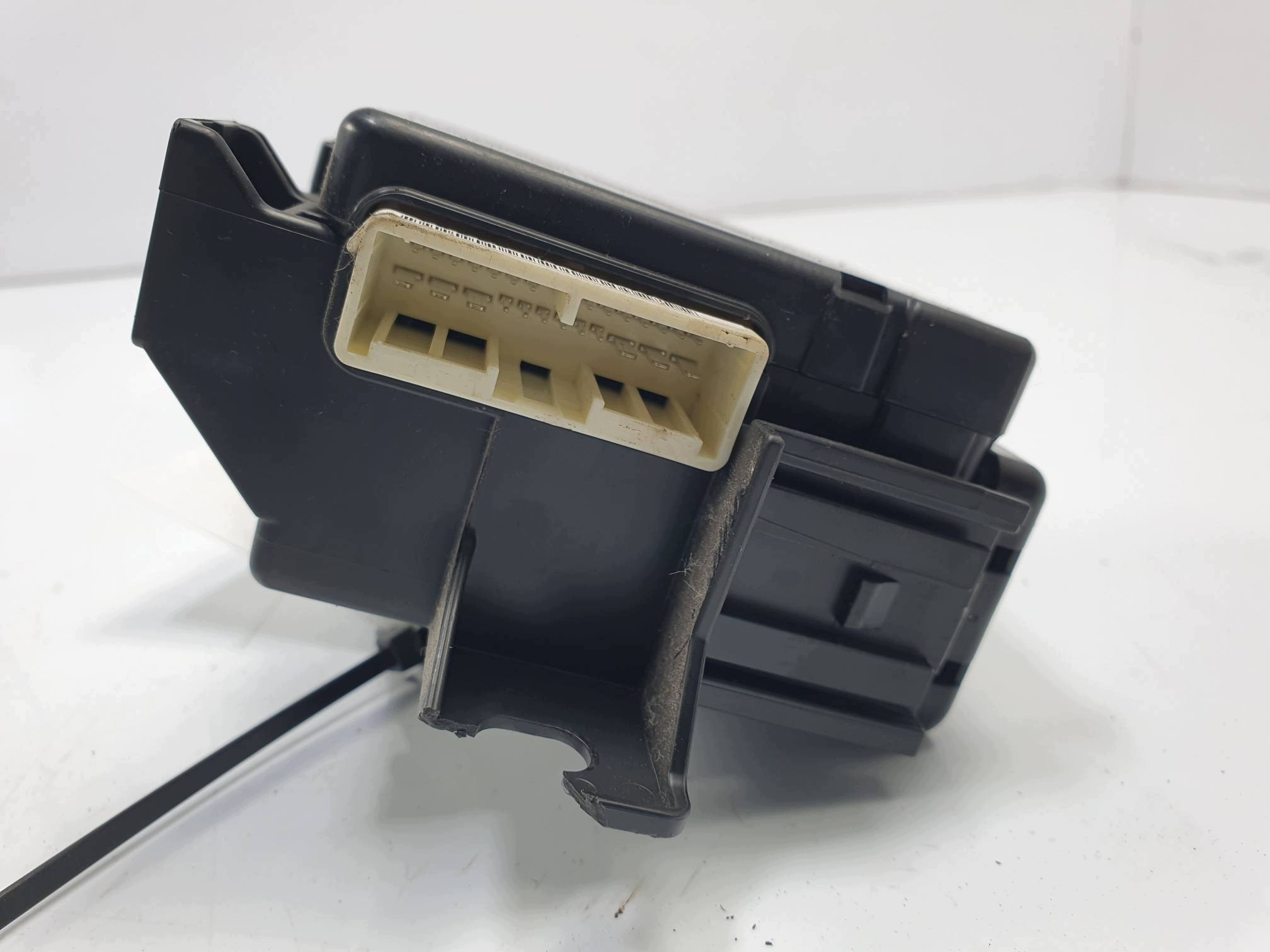 modulo 82731-60250 TOYOTA LAND CRUISER 200 2008