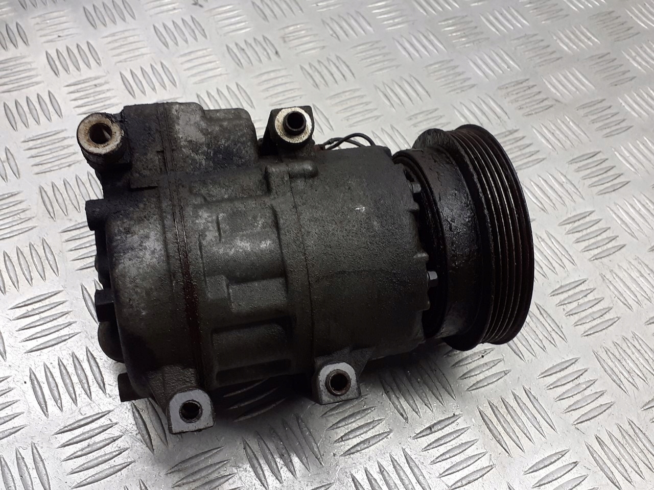 компрессор кондиционера Hyundai 1.5