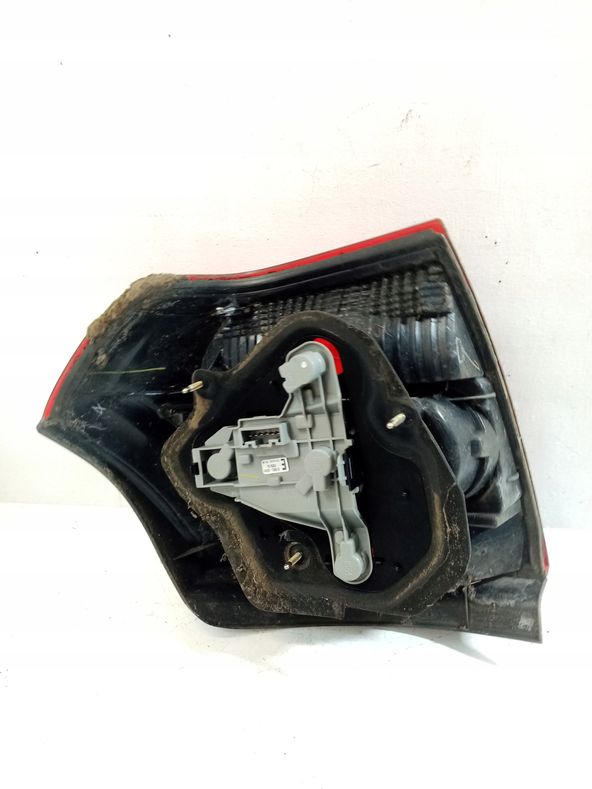 light right rear TOYOTA COROLLA E12/E15 81560-02301