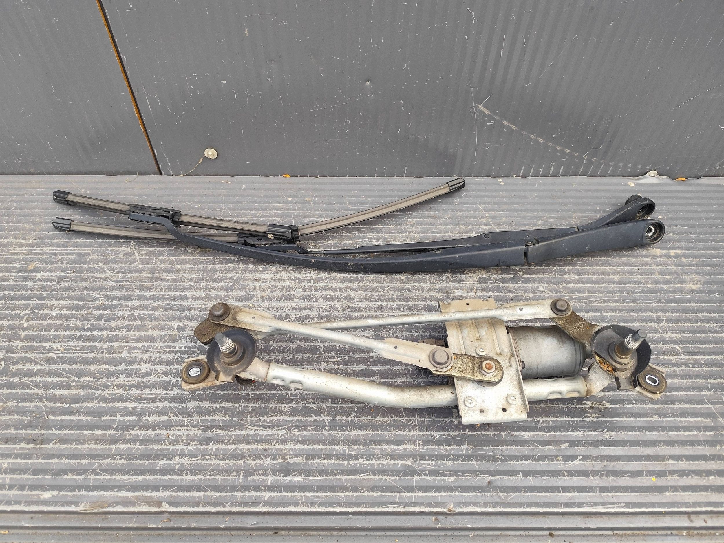 HYUNDAI ELANTRA VI Wischergestänge KOMPLET