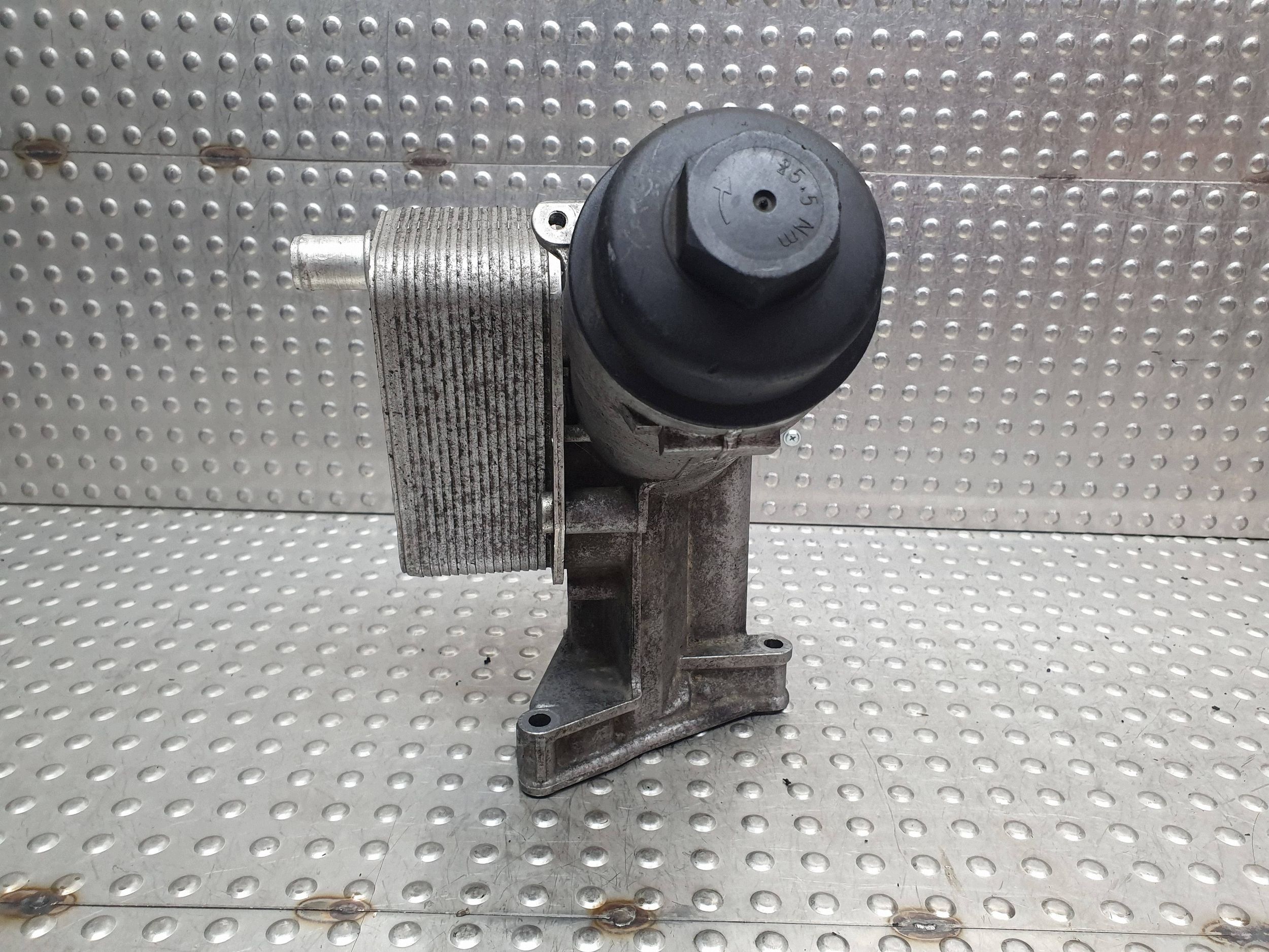 oil filter holder radiator 7787072 BMW E46 E87 E90 E60 X3 E83 2.0D M47