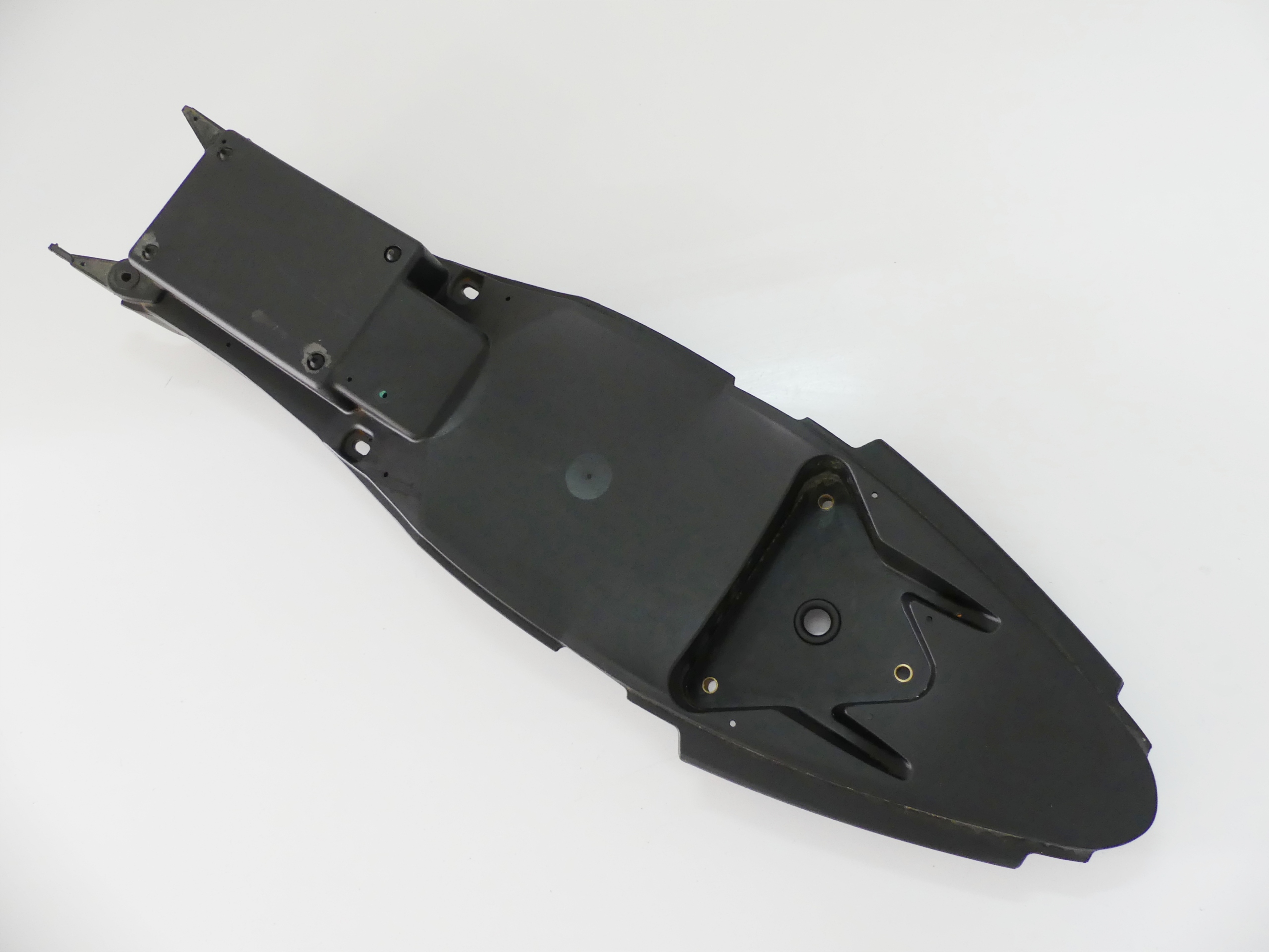 NADKOLE OWIEWKA OSŁONA MV AGUSTA BRUTALE 900