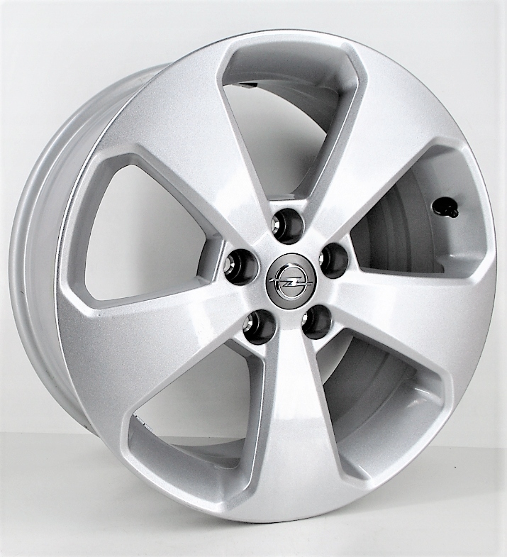 

Nowe Felgi Opel Astra K 17'' 5x105 7J Et 38