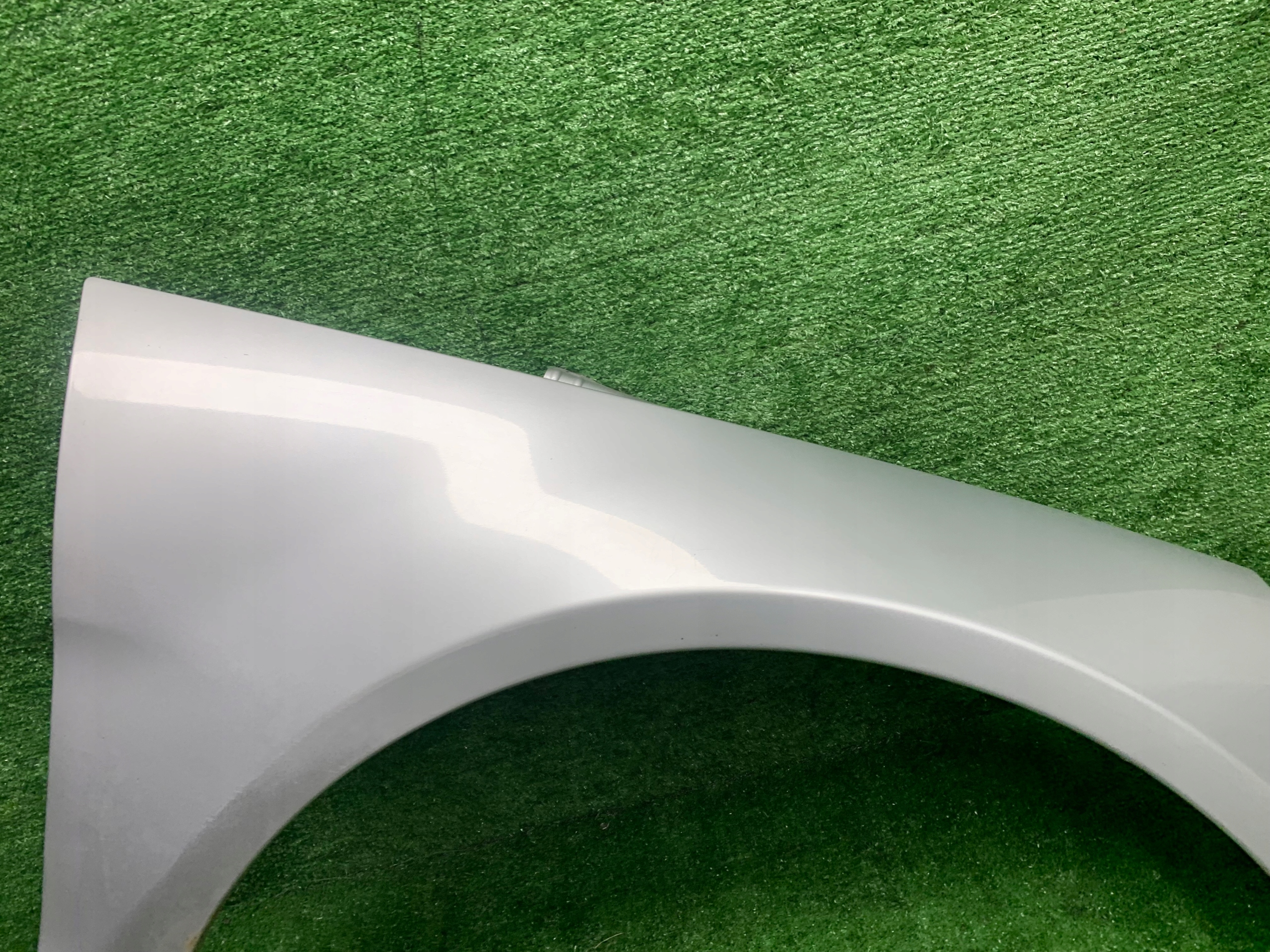 fender right front front MERCEDES R KLASA W251 775 C775