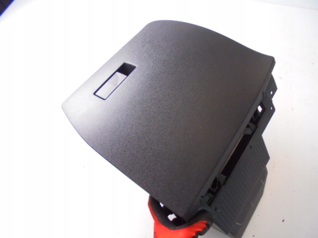 бардачок пассажира CITROEN DS3 2020 год