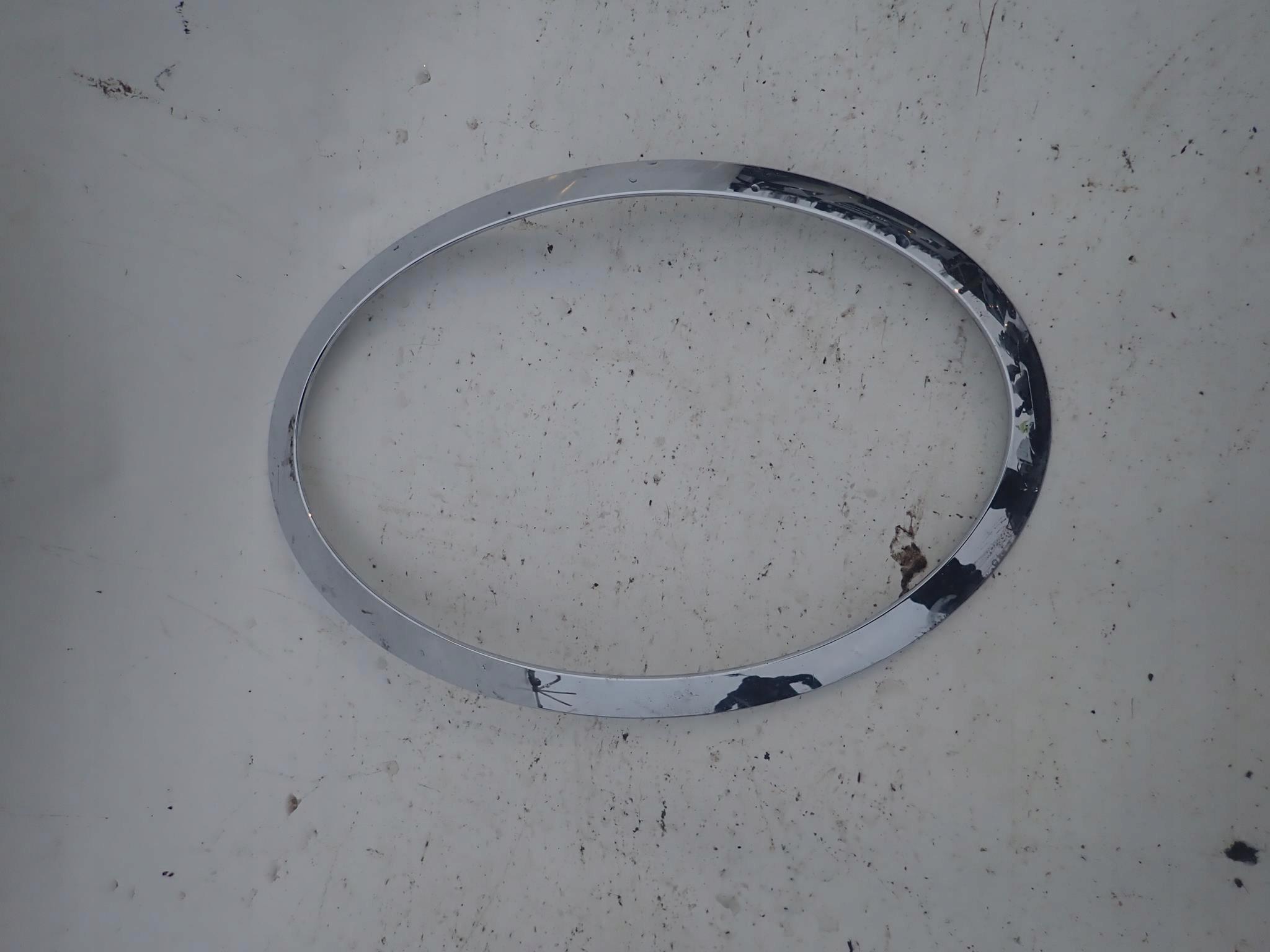 MINI COOPER III 3 F55 14- frame CHROM lights right