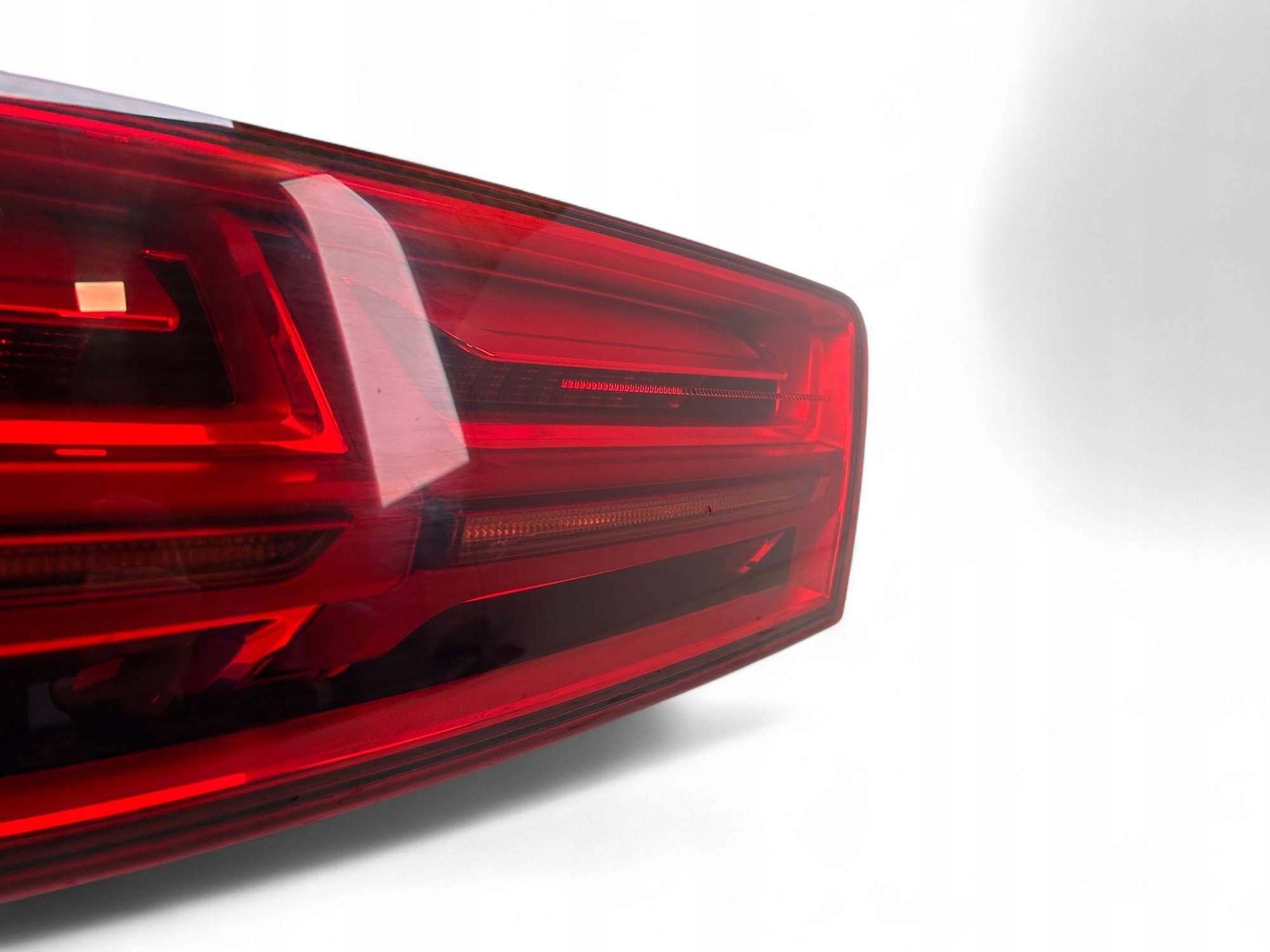 Audi Q7 4M 2017 фонарь