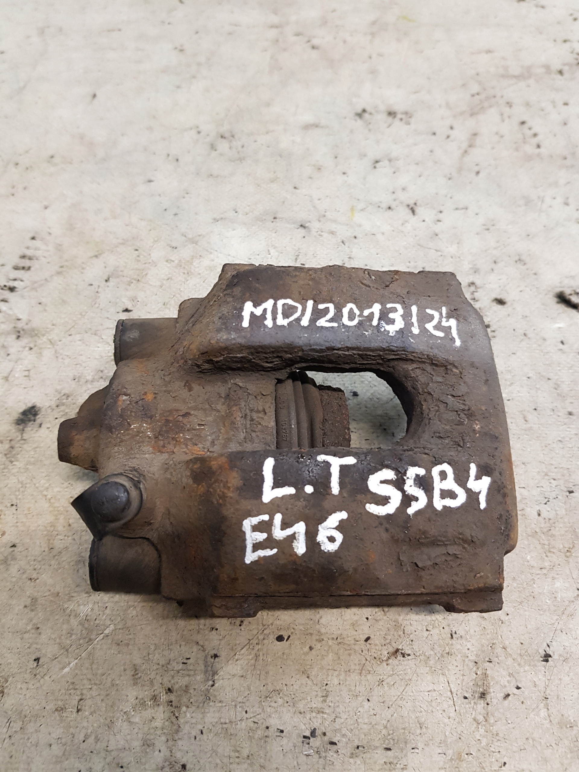 BMW E46 COMPACT caliper brake left rear part