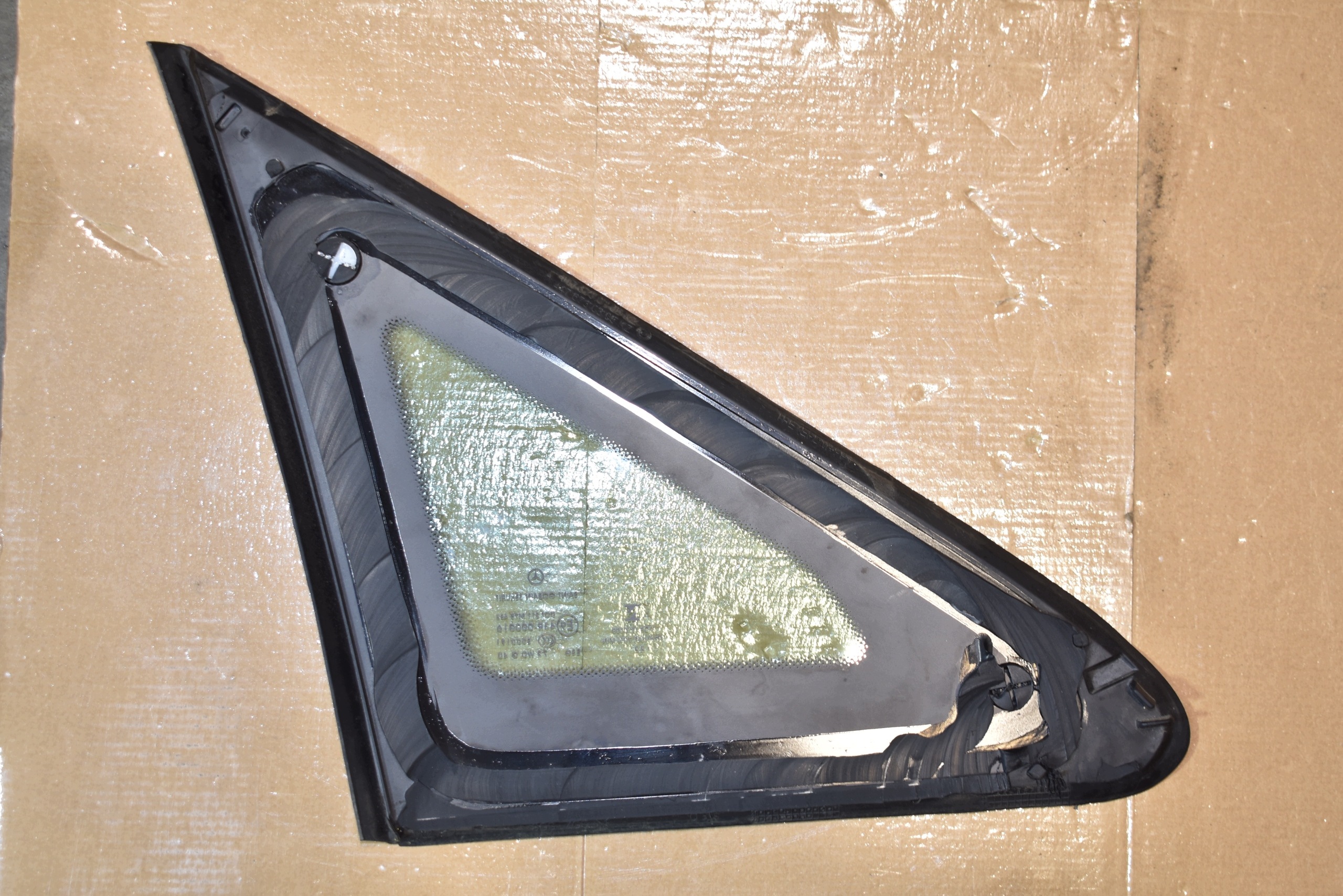 perfect condition window bodywork front front left 22R. AS2 MERCEDES VITO 1